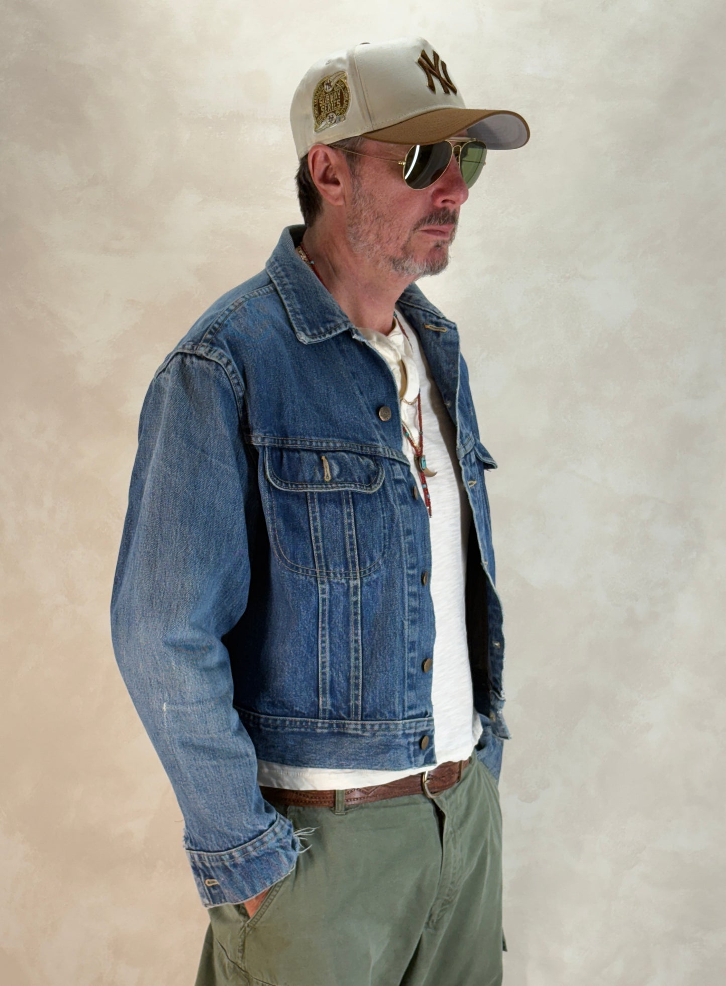 Size 42-44US / 52-54EU. Authentic 1970s Lee Denim Jacket – Made in USA – Two Chest Pockets