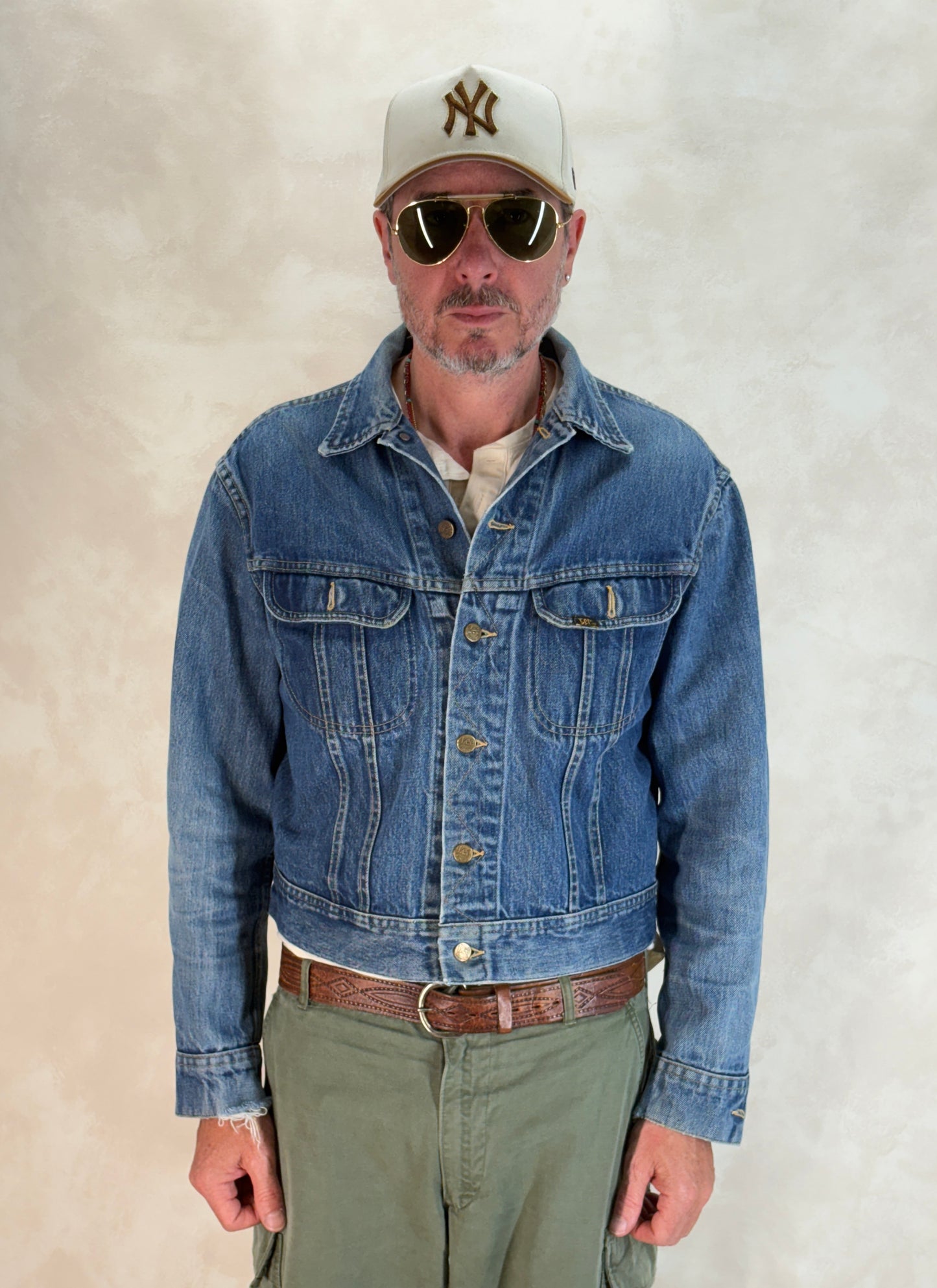 Size 42-44US / 52-54EU. Authentic 1970s Lee Denim Jacket – Made in USA – Two Chest Pockets