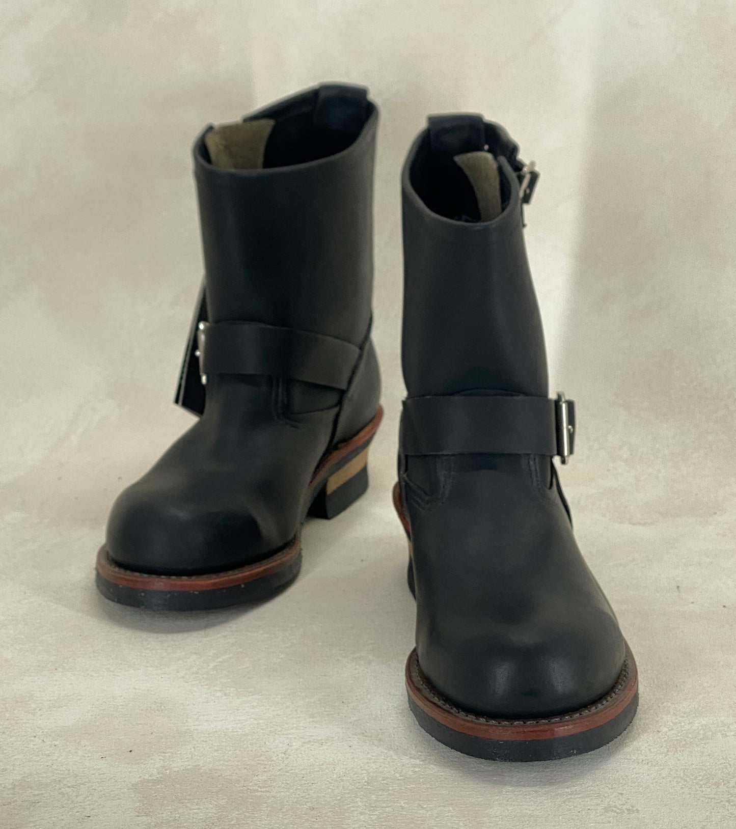 Red Wing Size 7 D (39 EU) 8178 Black Leather Boots