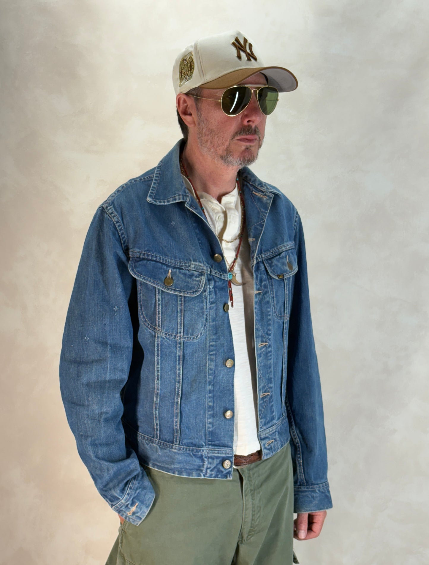 Size 42US Long/ 52EU Long. Vintage 1970s Lee Denim Jacket – 2 Chest Pockets