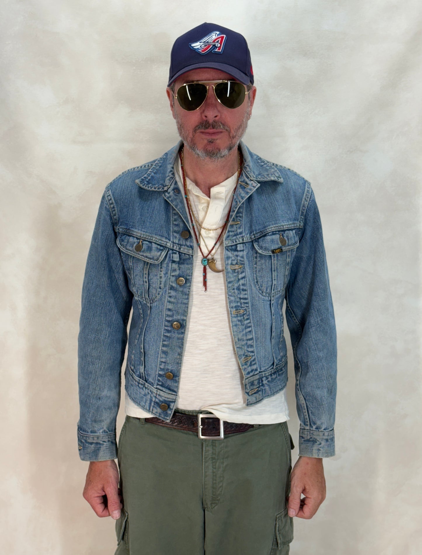 Size 36US / 46EU. Authentic 1970s Lee Union Made Denim Jacket – Made in USA – Two Chest Pockets