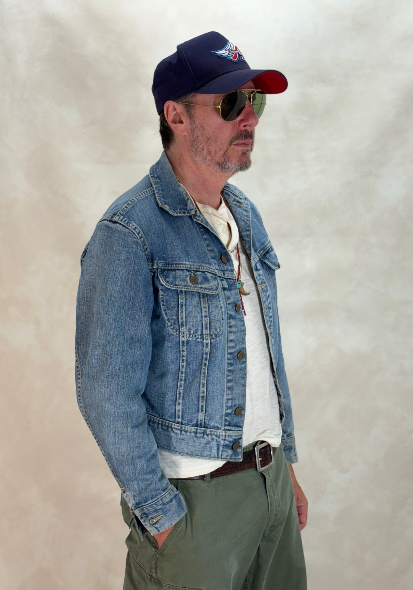 Size 36US / 46EU. Authentic 1970s Lee Union Made Denim Jacket – Made in USA – Two Chest Pockets