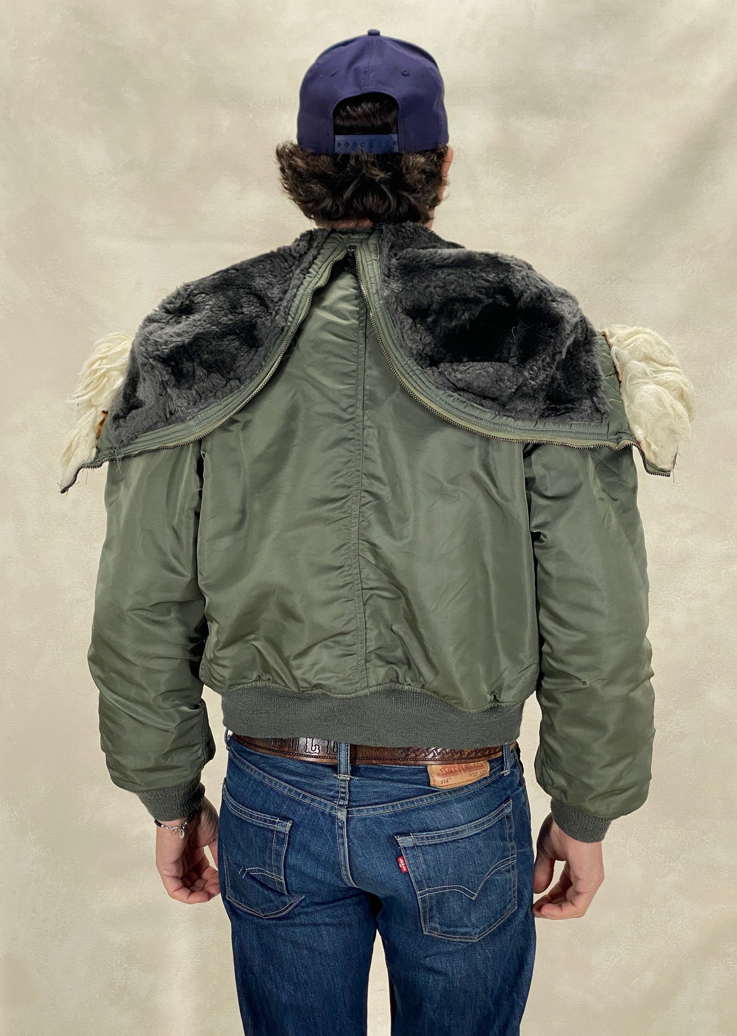 Small/med. Authentic US Air Force vintage N-2B extreme cold weather Flyer Jacket