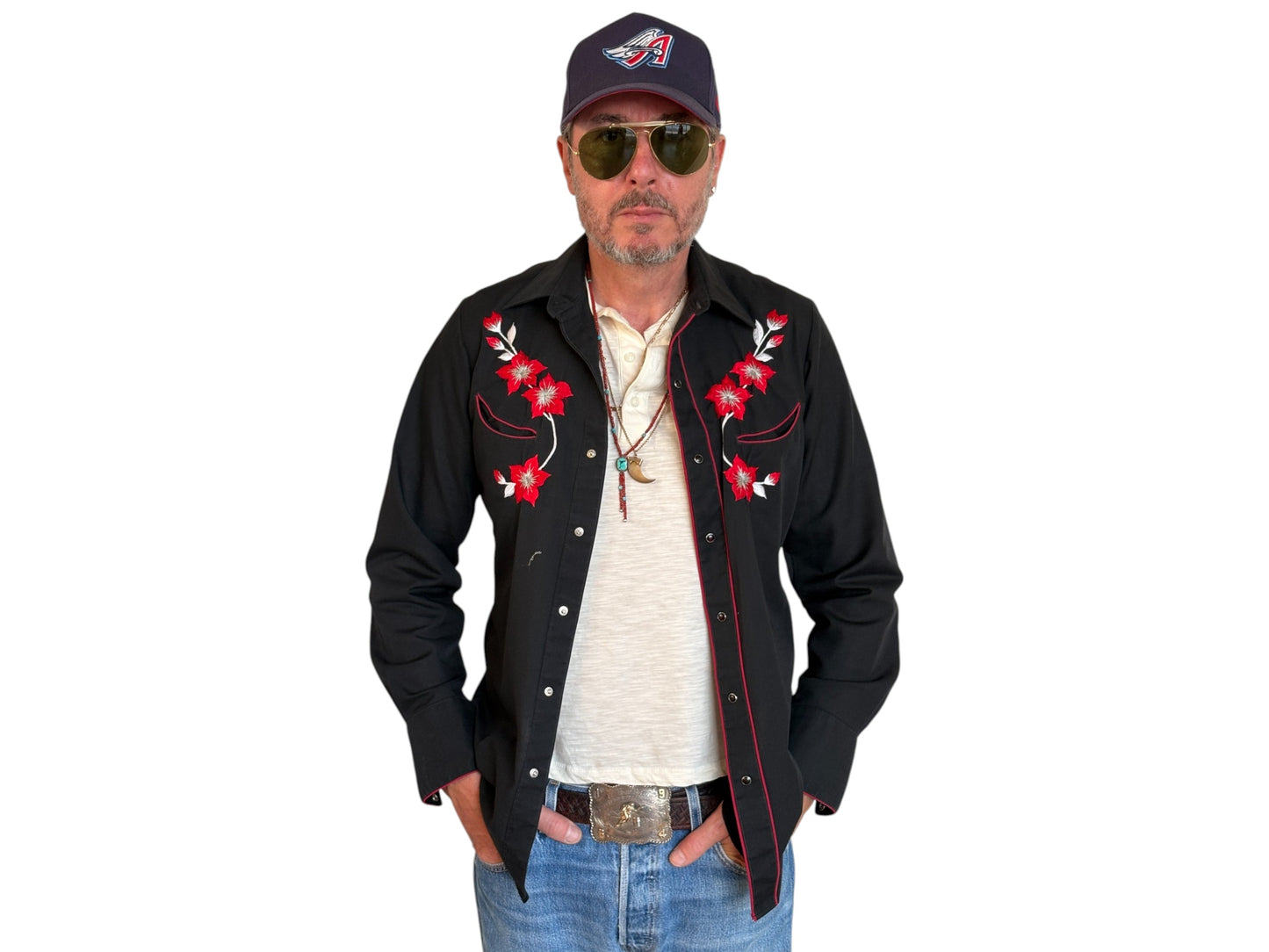 Size S. Authentic 70’s embroidered Western Shirt — Vintage Print