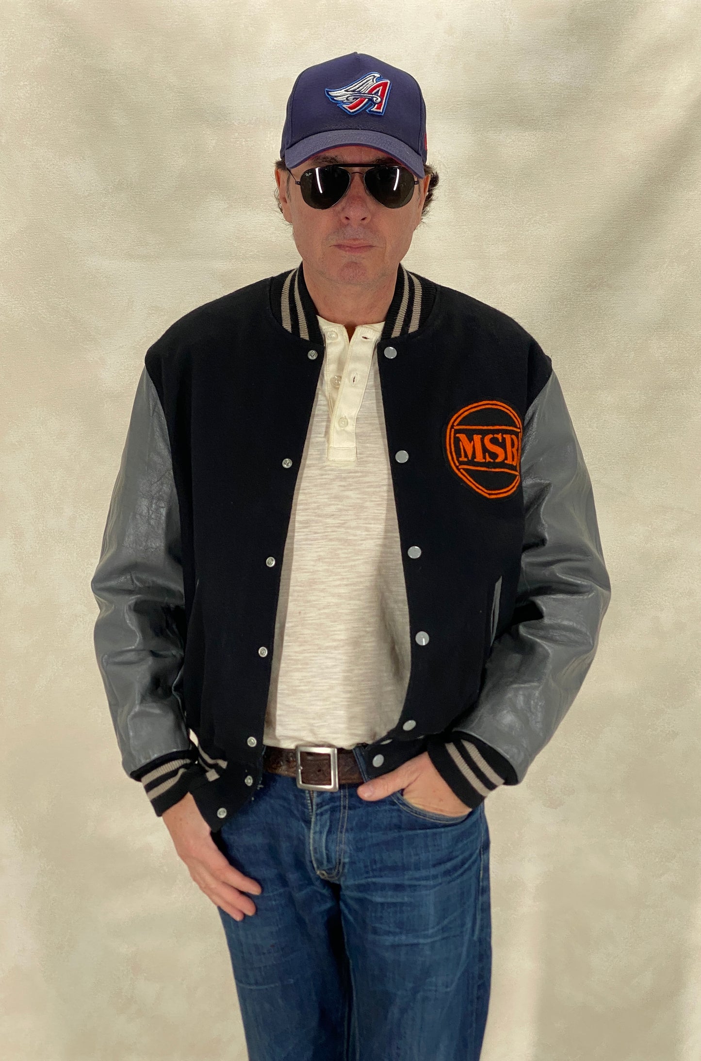 Large. Vintage 60s Varsity wool and leather jacket Made in USA