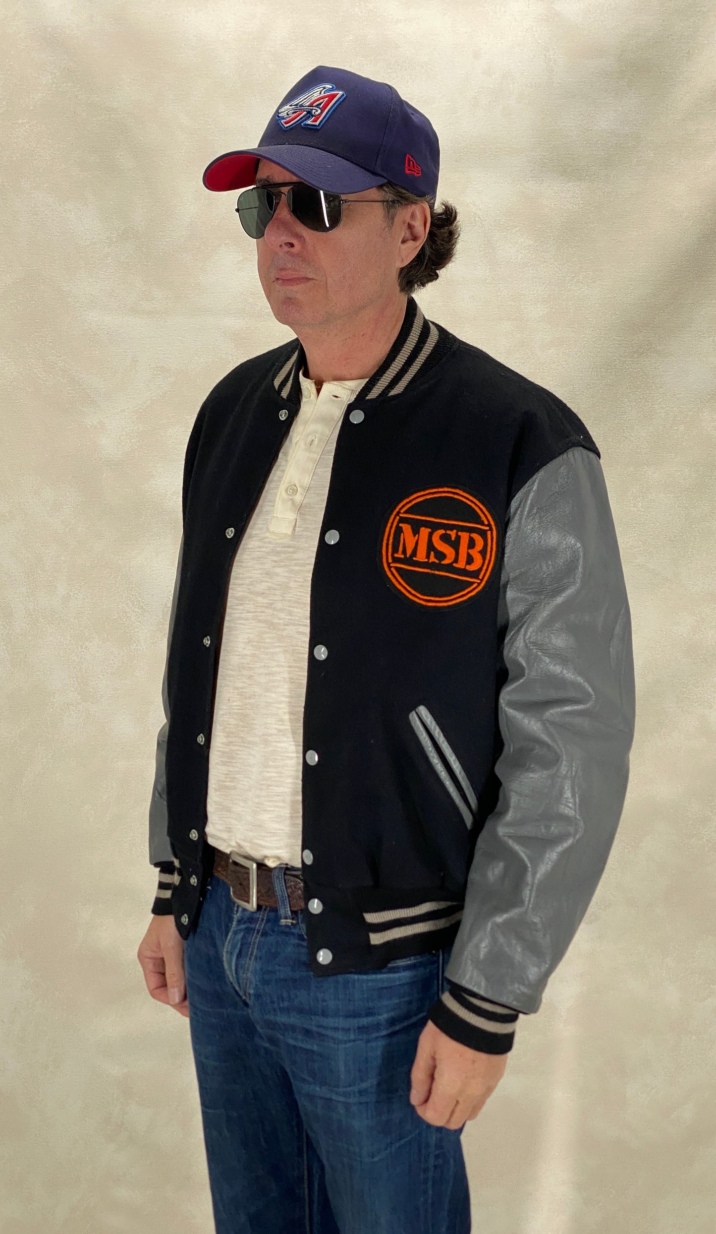 Large. Vintage 60s Varsity wool and leather jacket Made in USA