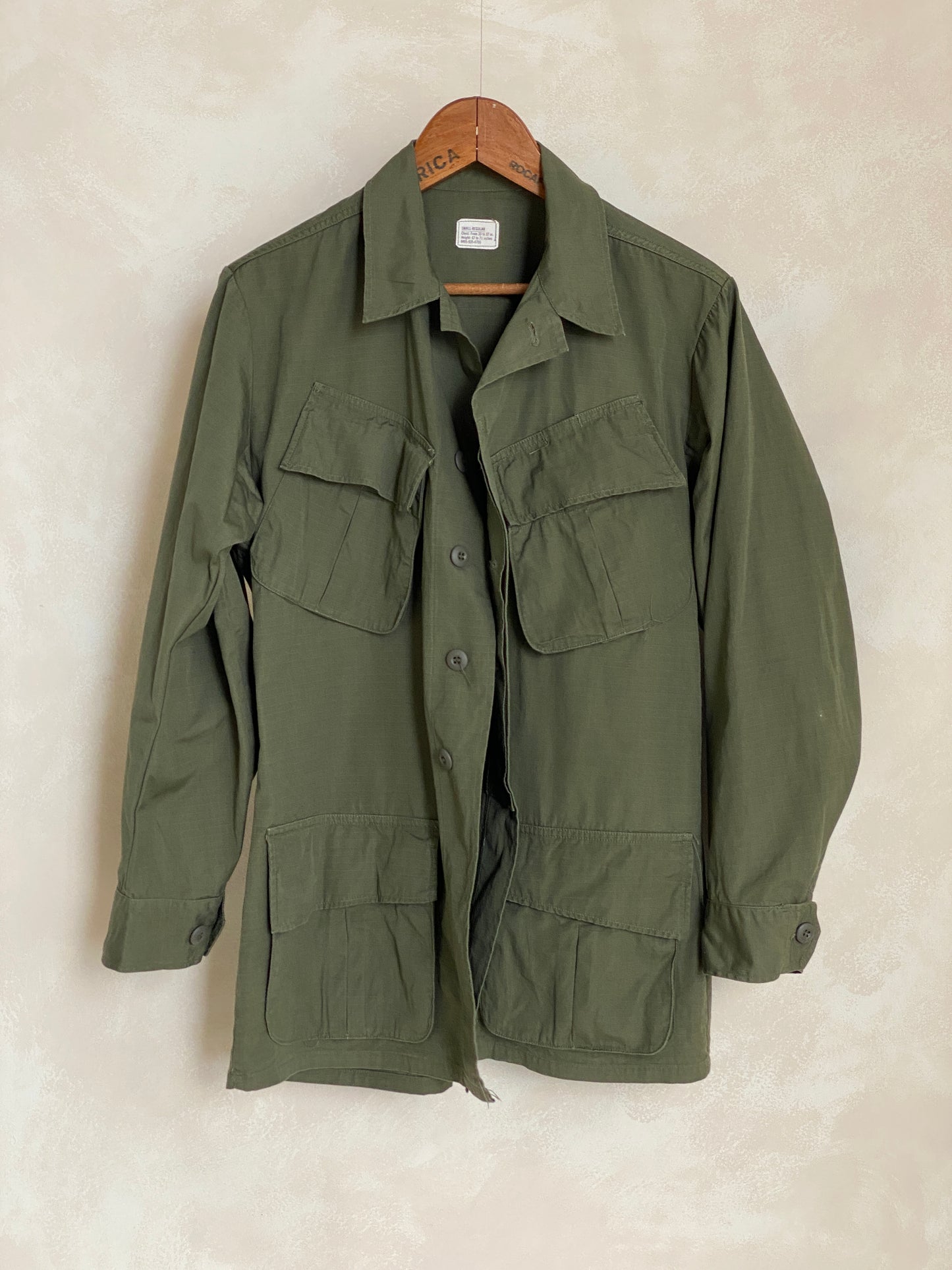 Authentic 1969 US Army Vintage Vietnam Jungle Jacket | Size Medium Long | Timeless Military Style