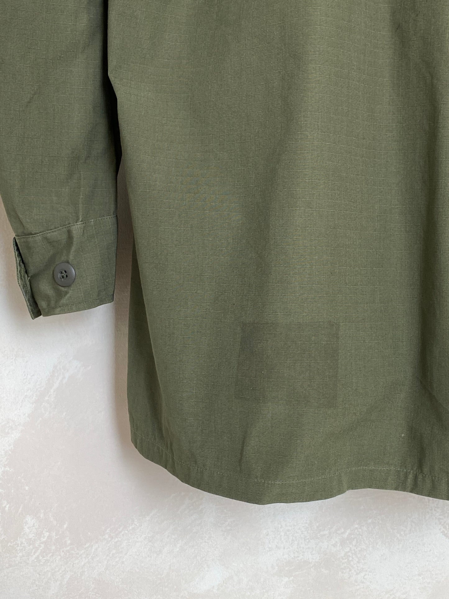 X Small Reg. Authentic 1969 US Army vintage Vietnam jungle jacket.