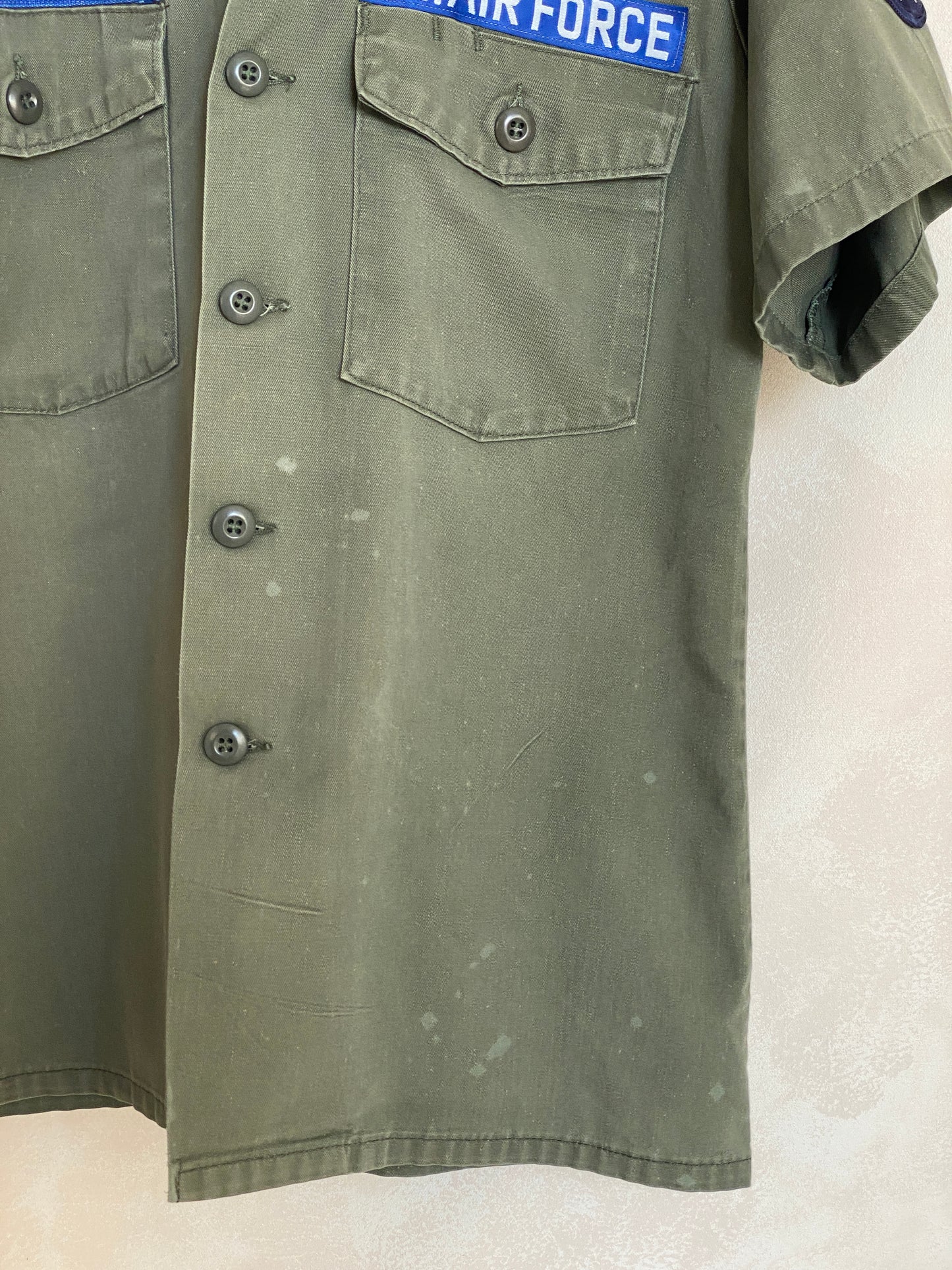 Medium Authentic Vintage 1977 US Army OG 507 Fatigue Shirt | Classic Military Style | USA Vintage BCN