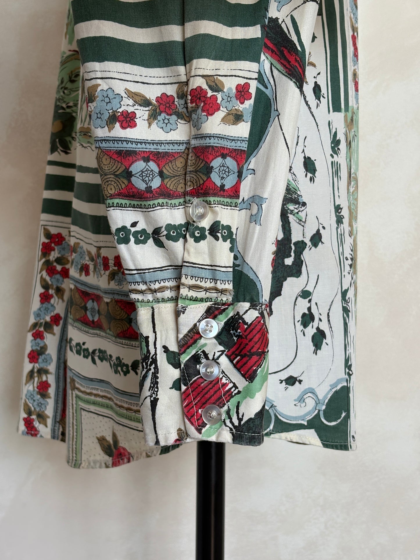Size M. Authentic 70’s Stockman Western Shirt — floral Print