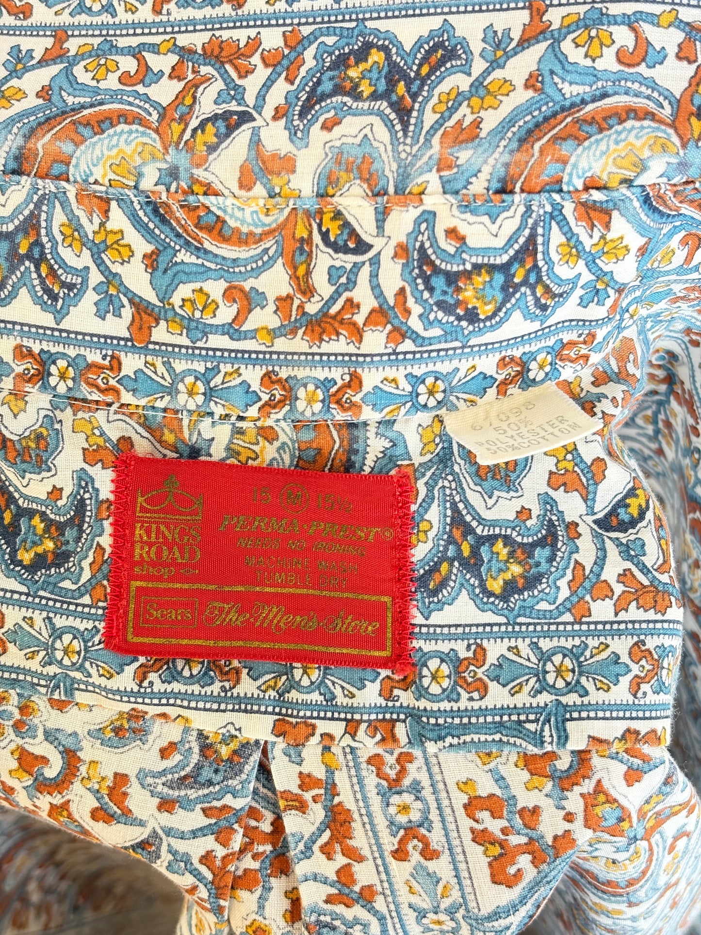 Size M. Vintage 70’s Long Sleeve Paisley Shirt — Bold Boho Retro Festival Shirt