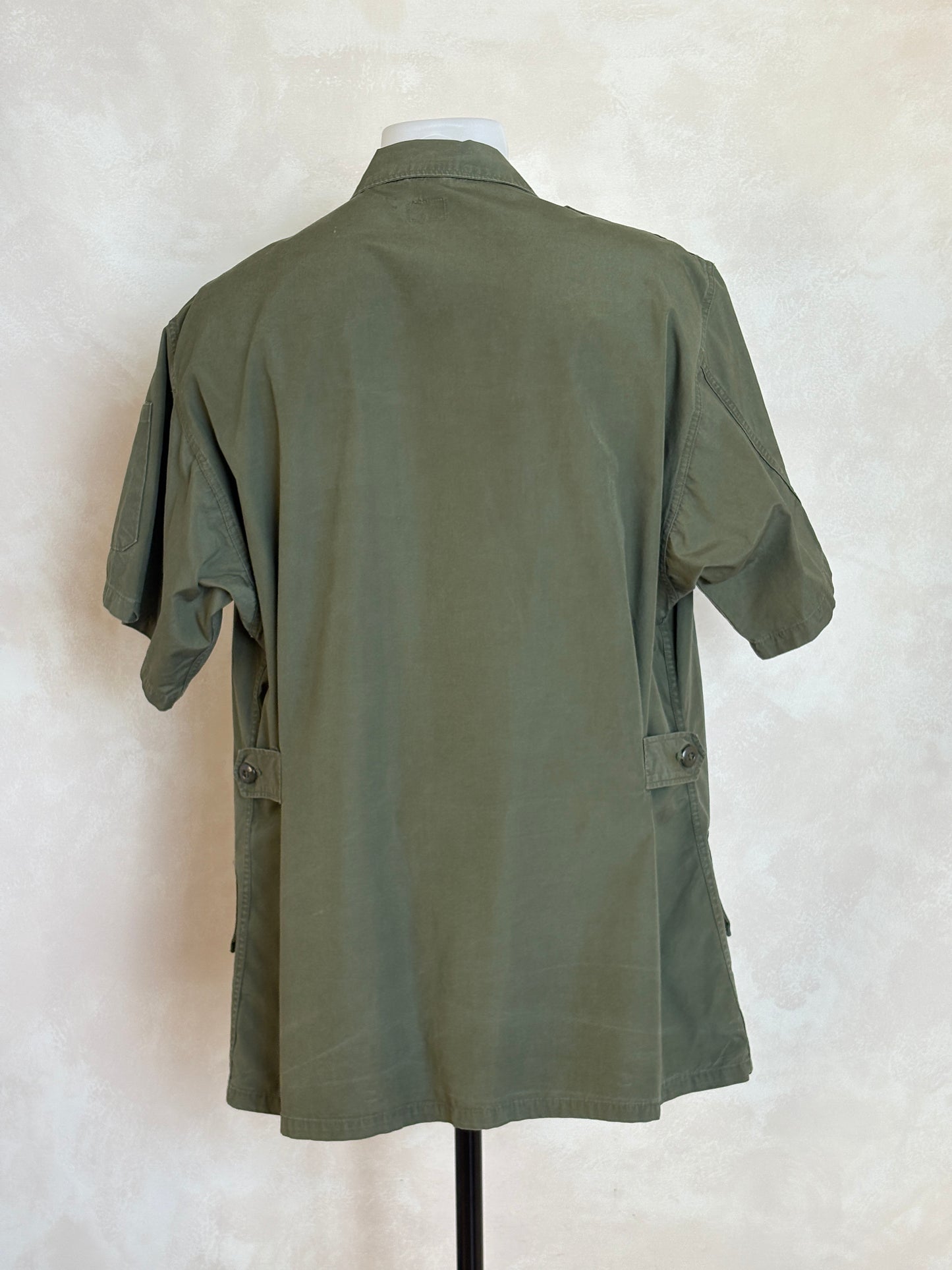 Size Large Reg. 2nd second pattern 1965 jungle jacket Vietnam war era