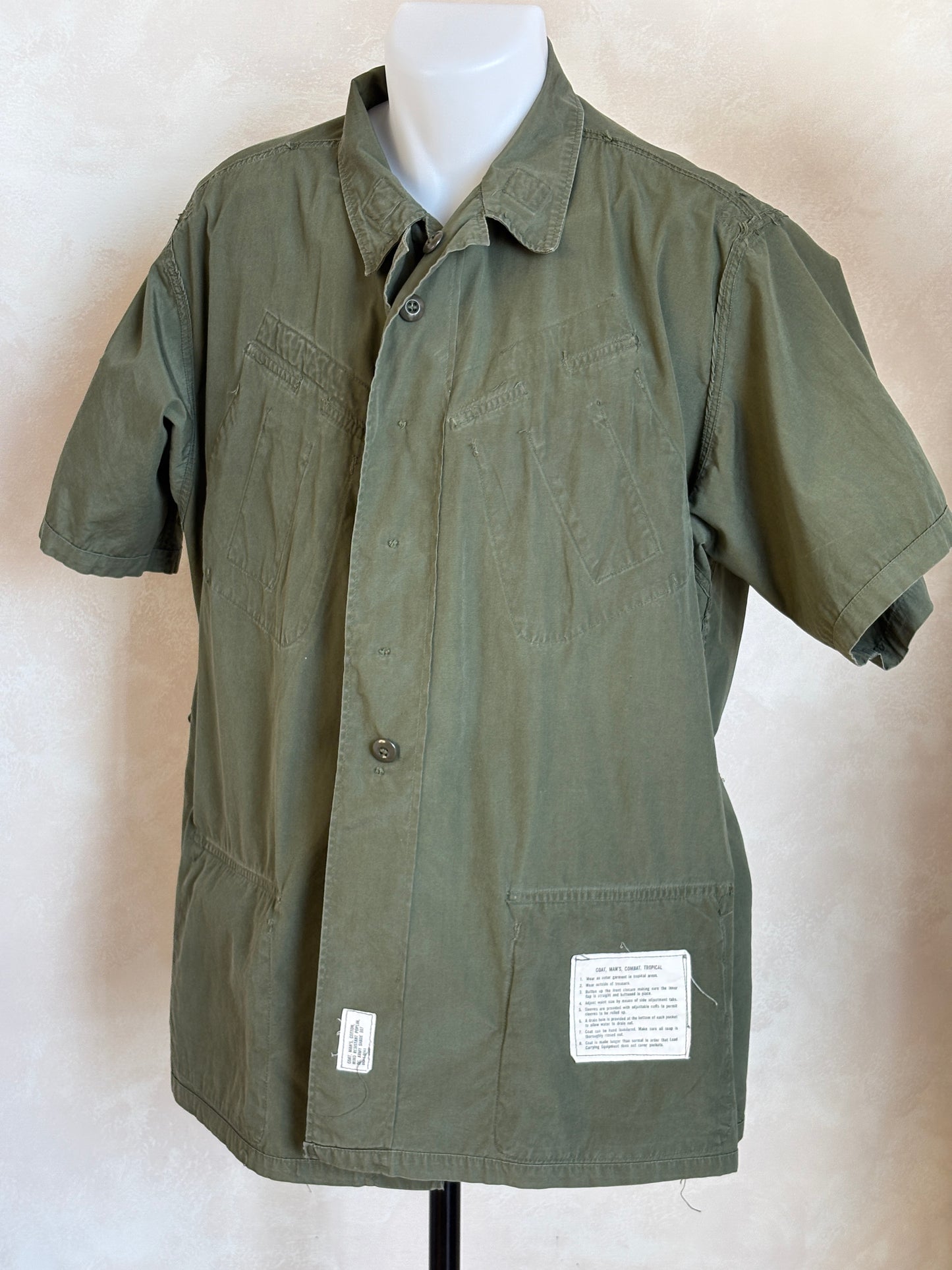 Size Large Reg. 2nd second pattern 1965 jungle jacket Vietnam war era