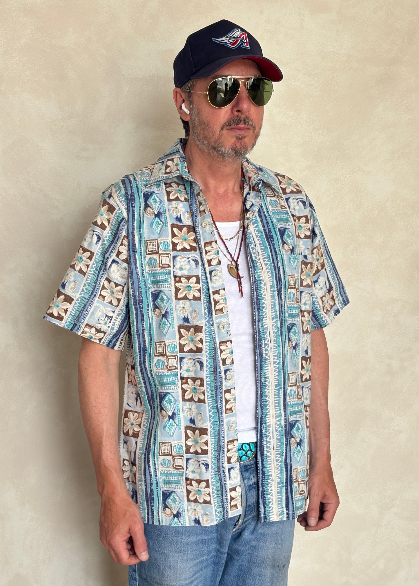 Large. Vintage 70s Hawaiian cotton shirt Made in USA