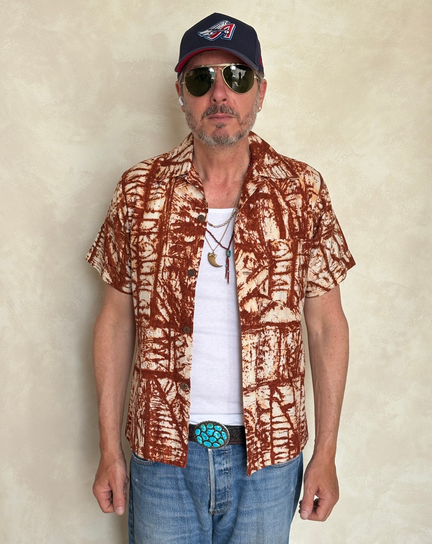 Small. Vintage 70s Hawaiian Barkcloth cotton shirt