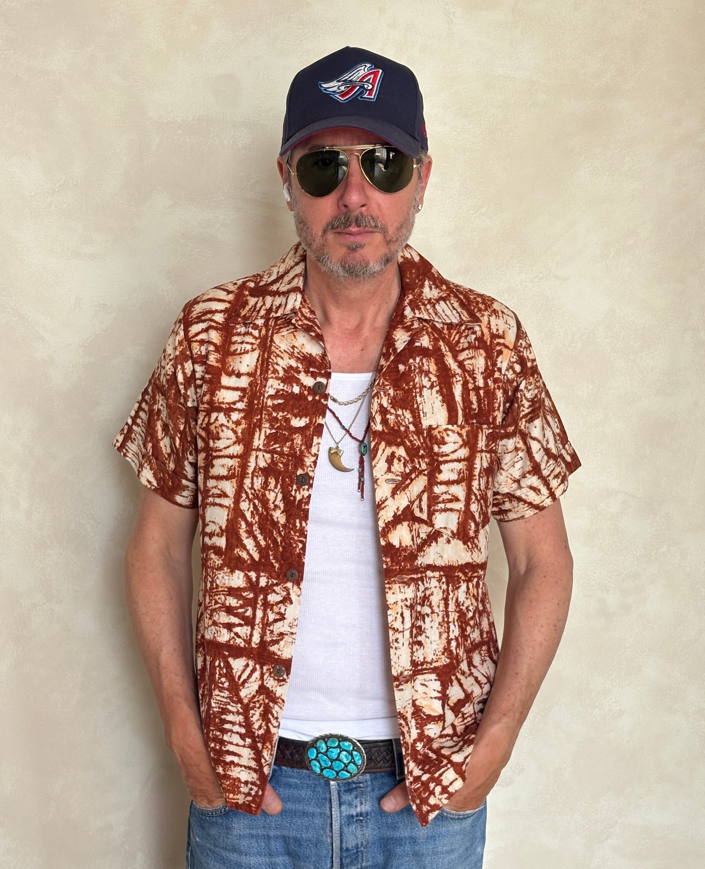 Small. Vintage 70s Hawaiian Barkcloth cotton shirt