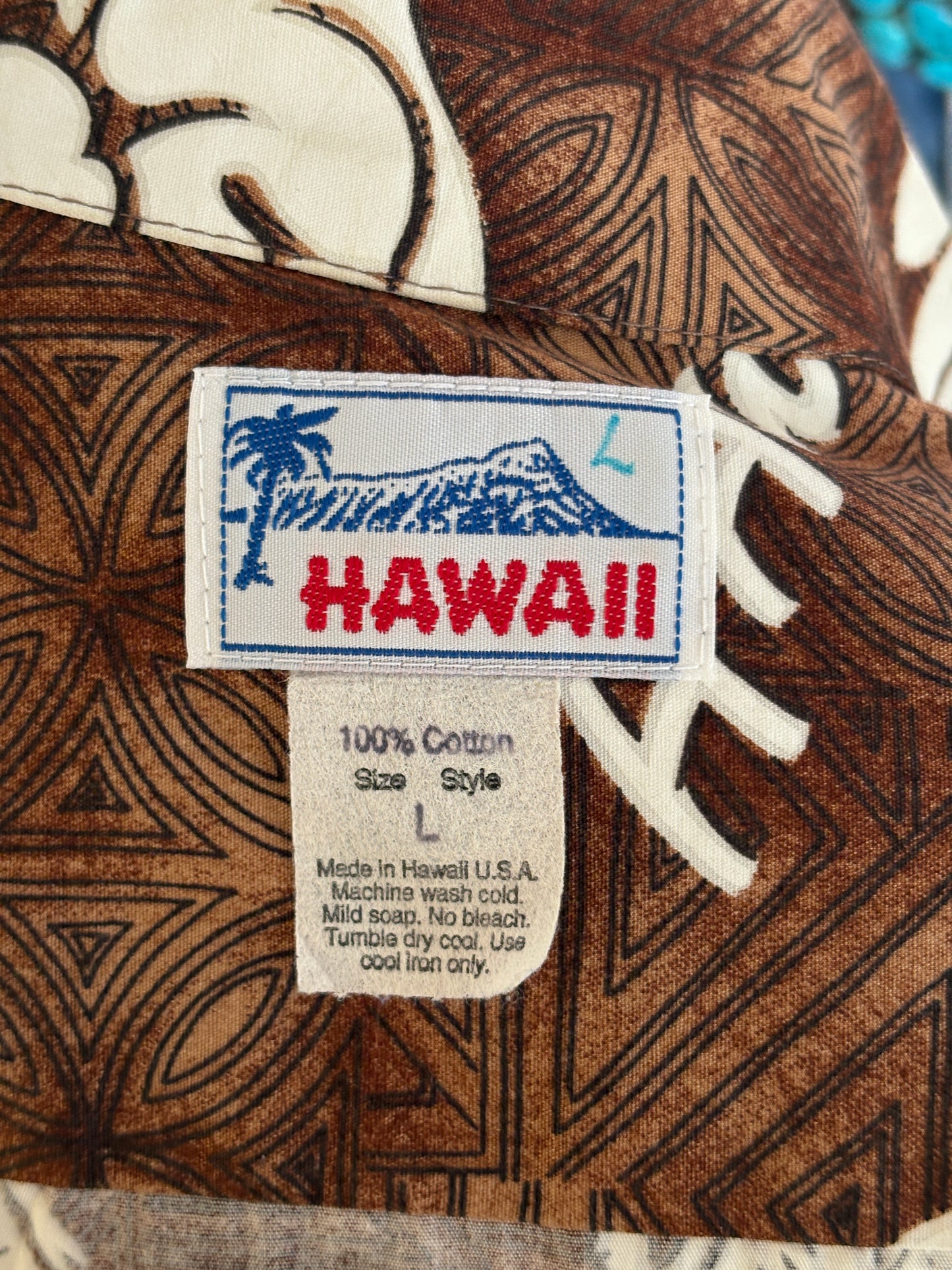 Large. Vintage 80s Hawaiian cotton shirt Made in Hawaii