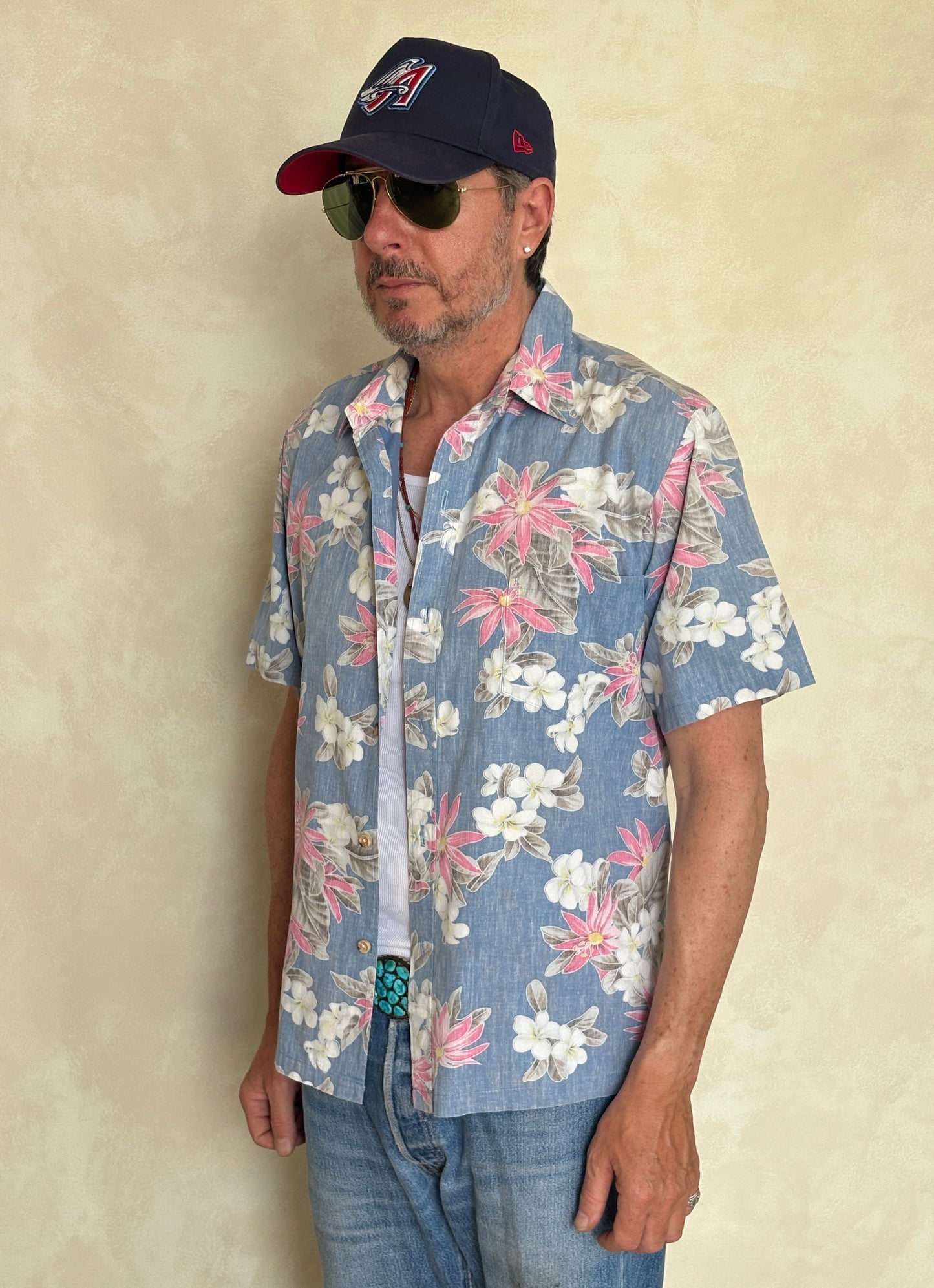 Medium Size Vintage 80s Hawaiian Cotton Shirt - Retro Island Collectible