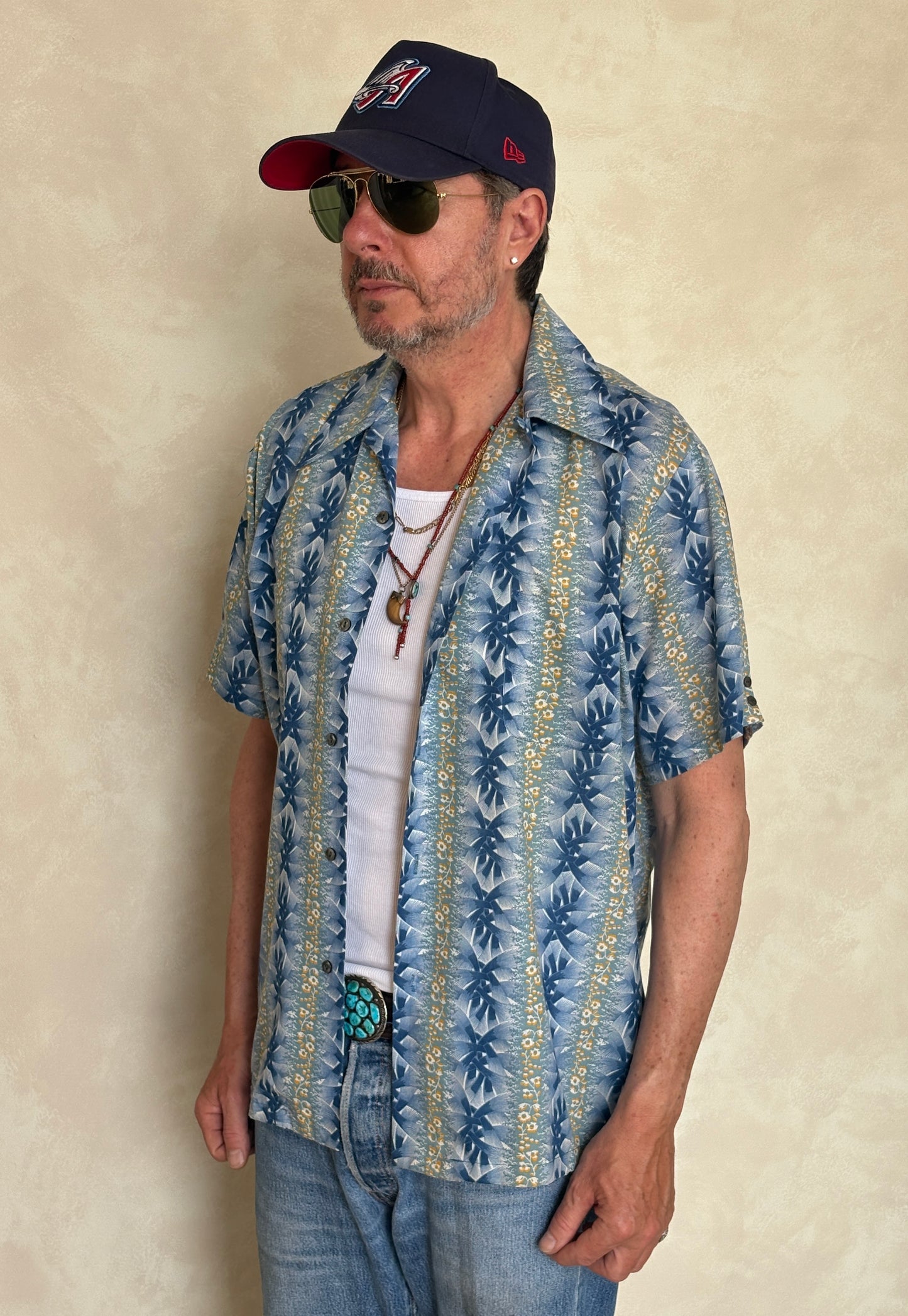 Large Vintage 70s Hawaiian Thin Cotton Shirt | Retro Island Fashion