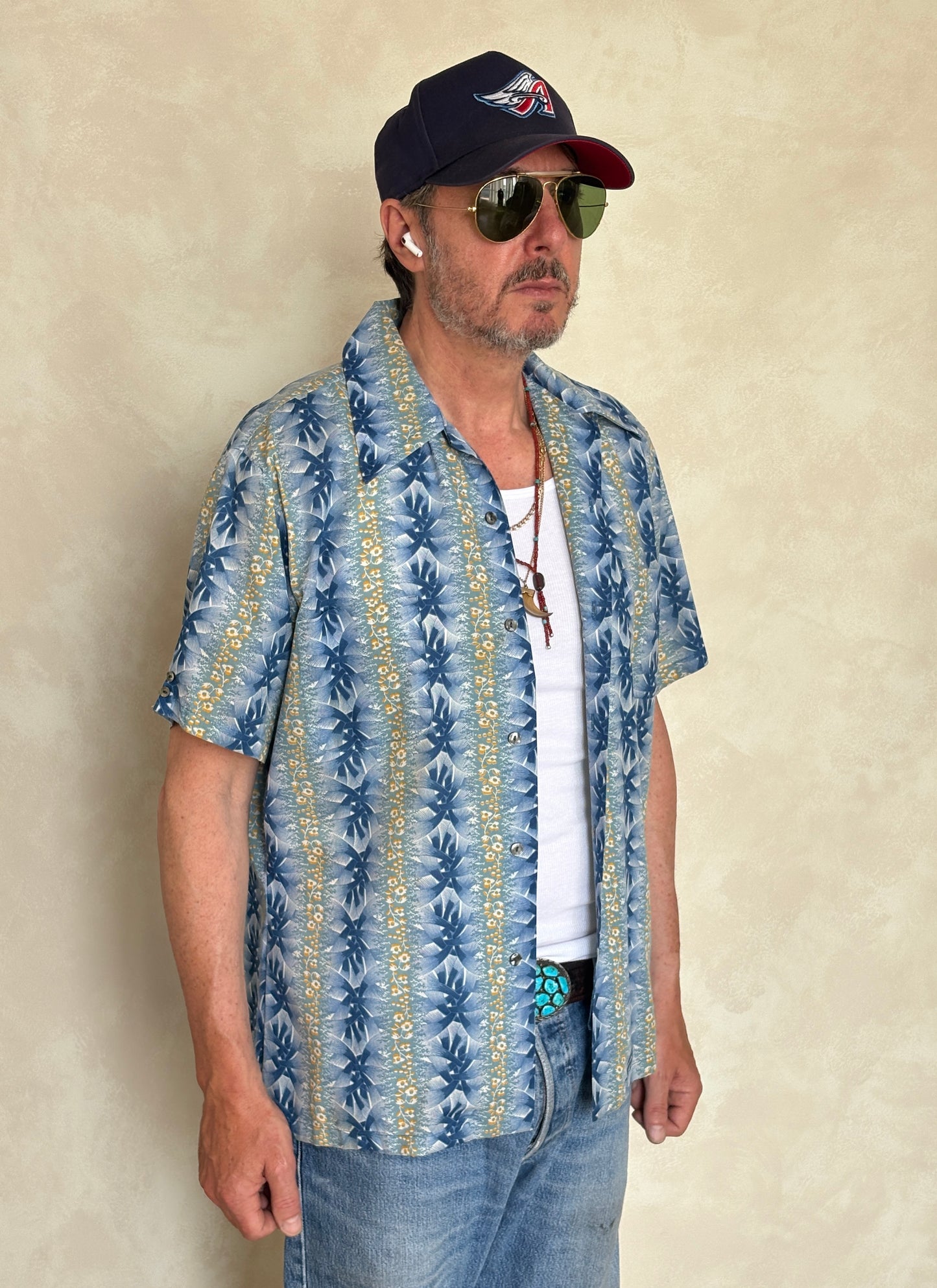 Large Vintage 70s Hawaiian Thin Cotton Shirt | Retro Island Fashion