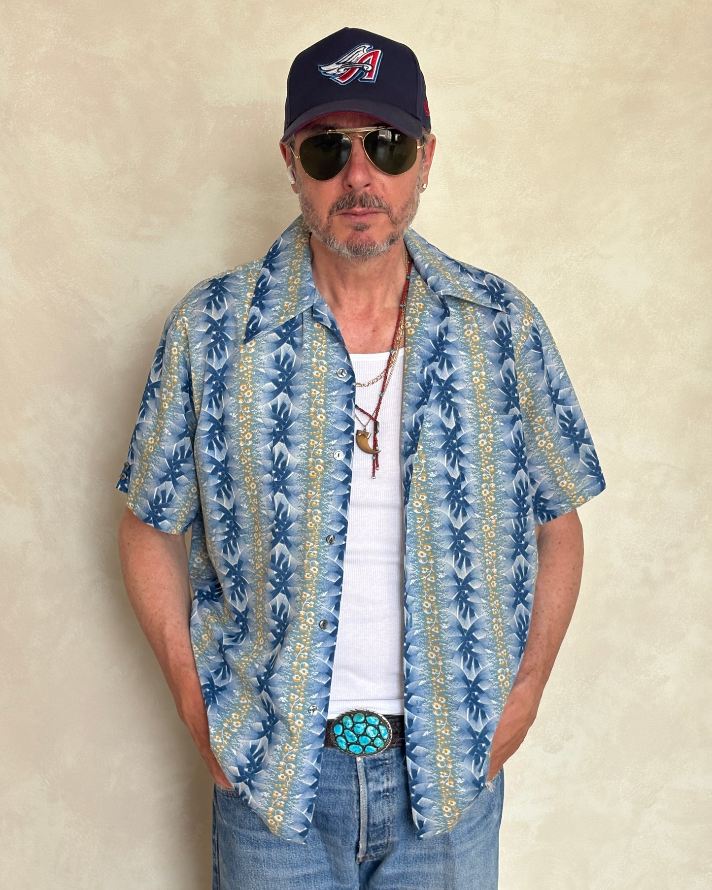 Large Vintage 70s Hawaiian Thin Cotton Shirt | Retro Island Fashion