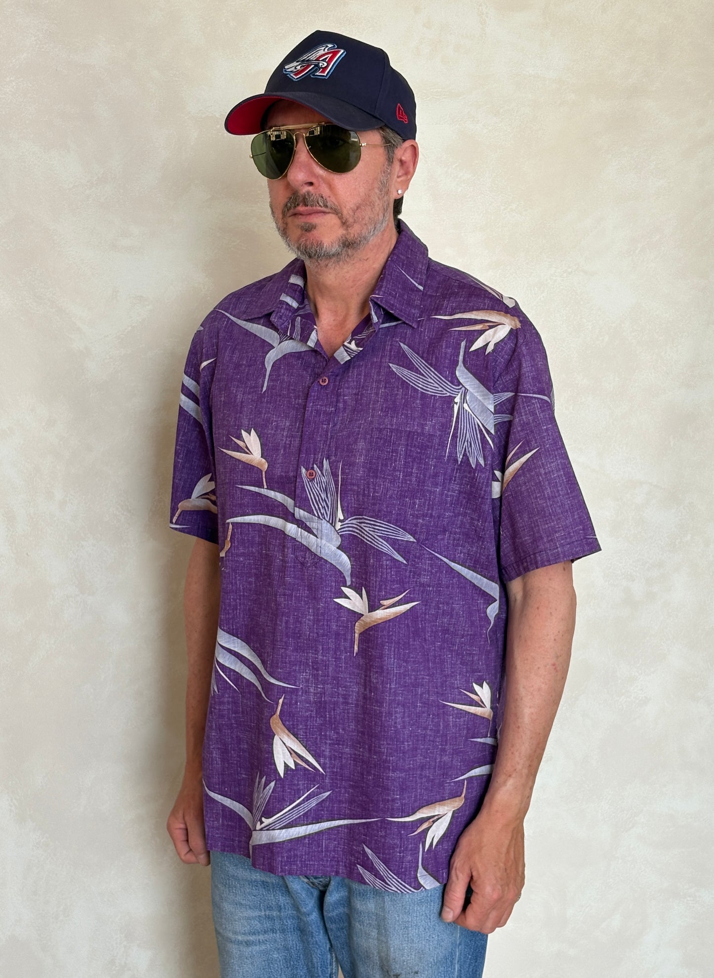 Small. Vintage 80s Hawaiian cotton shirt