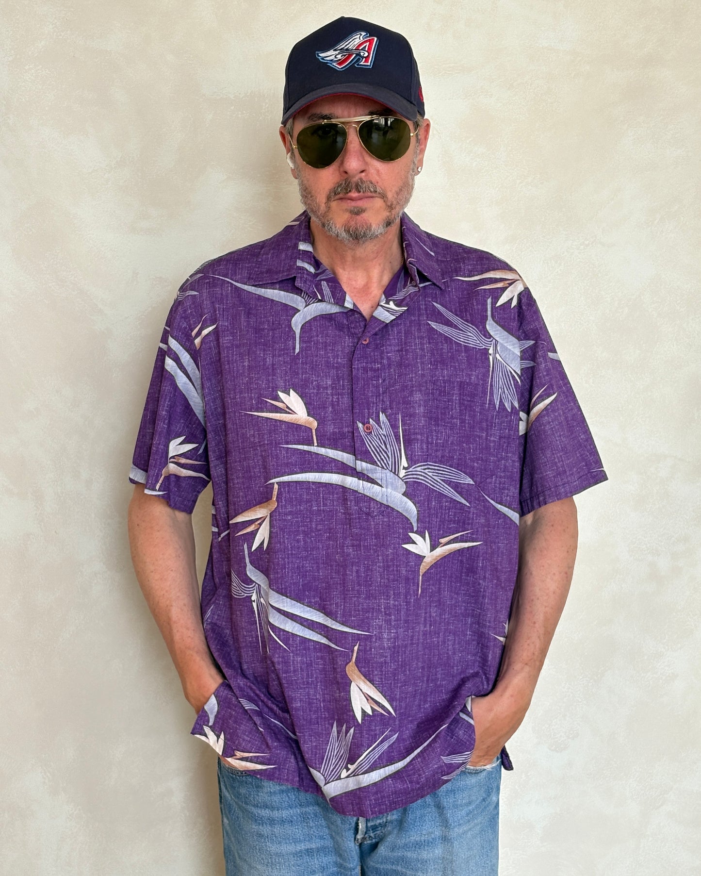 Small. Vintage 80s Hawaiian cotton shirt
