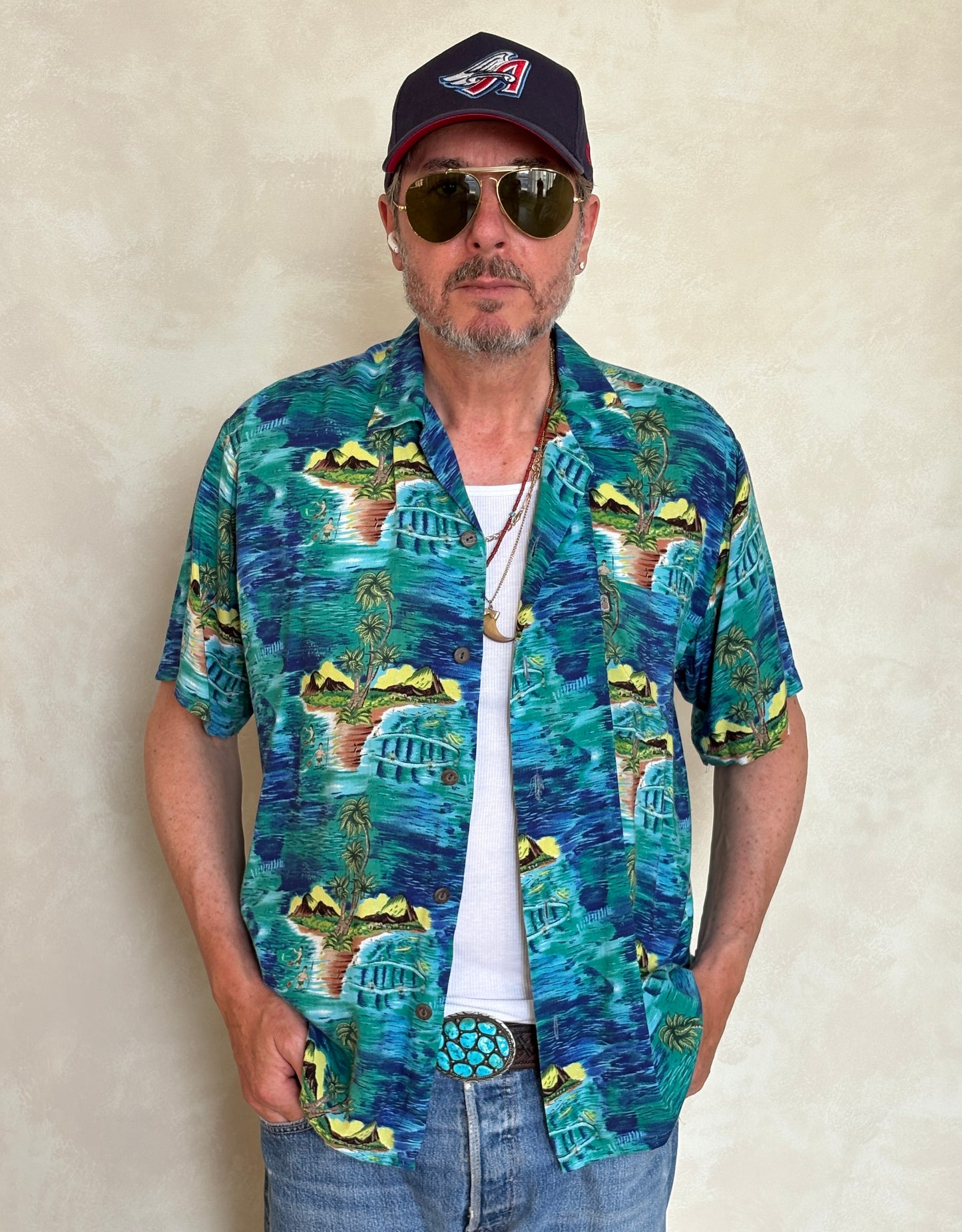 Vintage 90s Hawaiian Rayon Shirt by Ocean Current | Size Medium