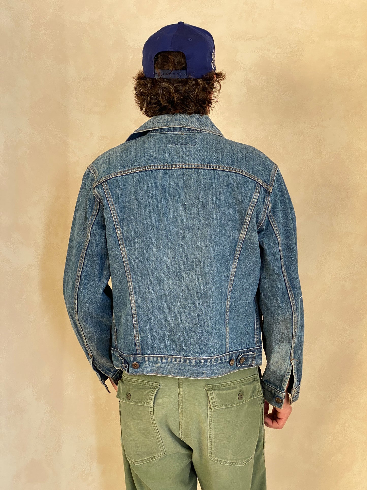 Size 42US / 52EU .Vintage Levis 2 pockets made in USA in the 70s to the mid 80s