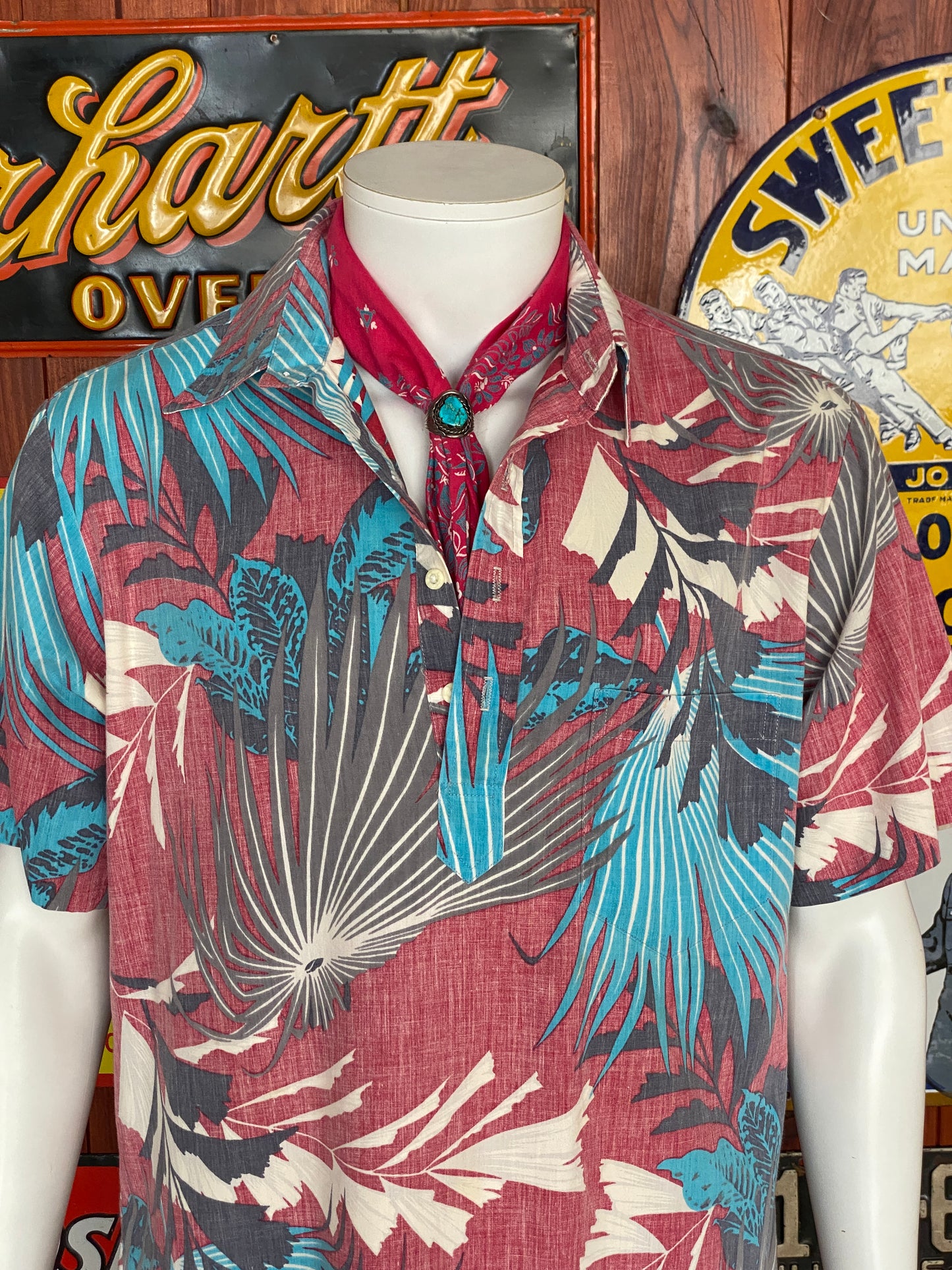 Large. Vintage 70s Hawaiian cotton shirt made by R.J.C Made in Hawaii