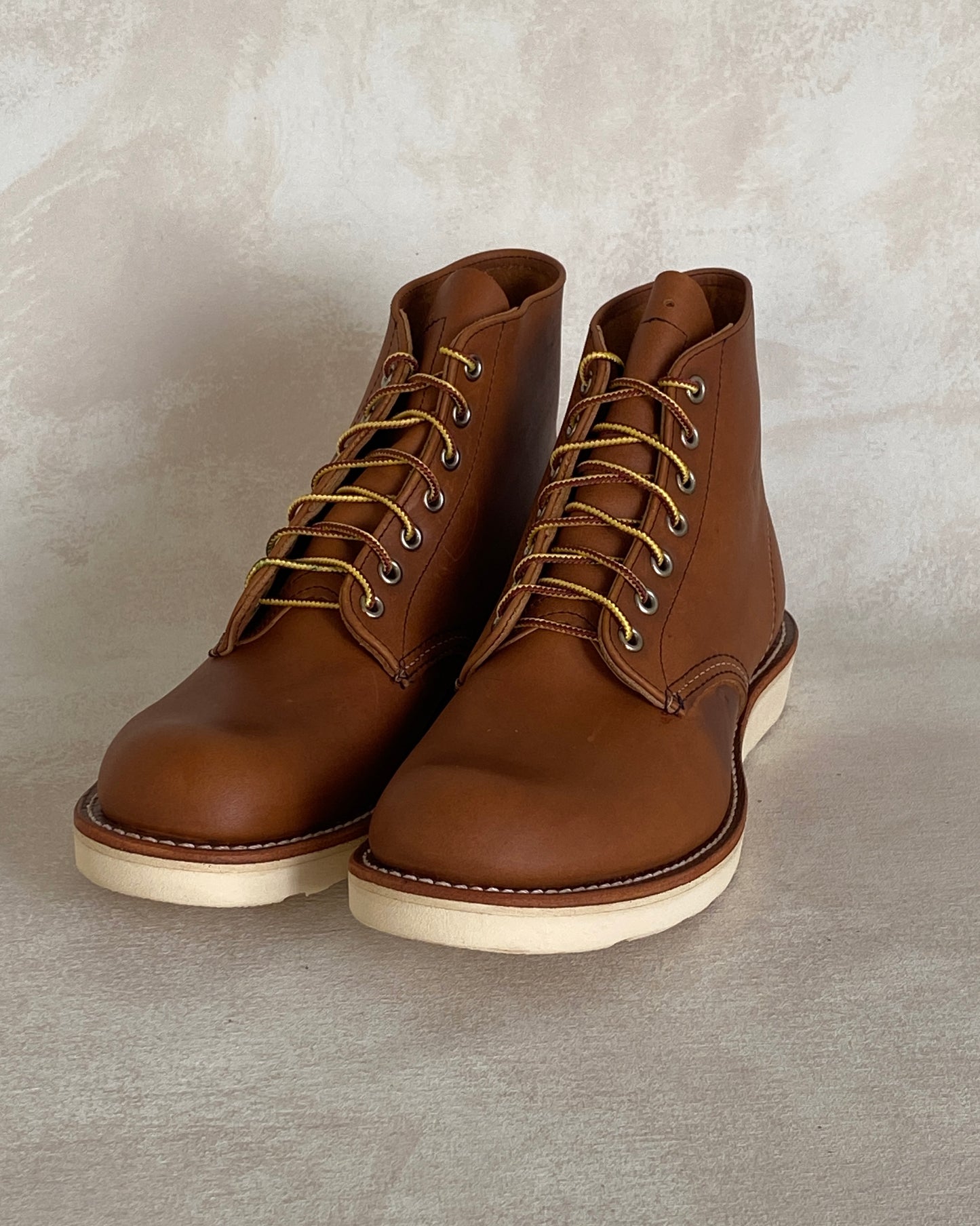 Size 8.5D / 41.5 Red Wing Heritage Classic Round Toe 9107 Boots Made in USA (Second)