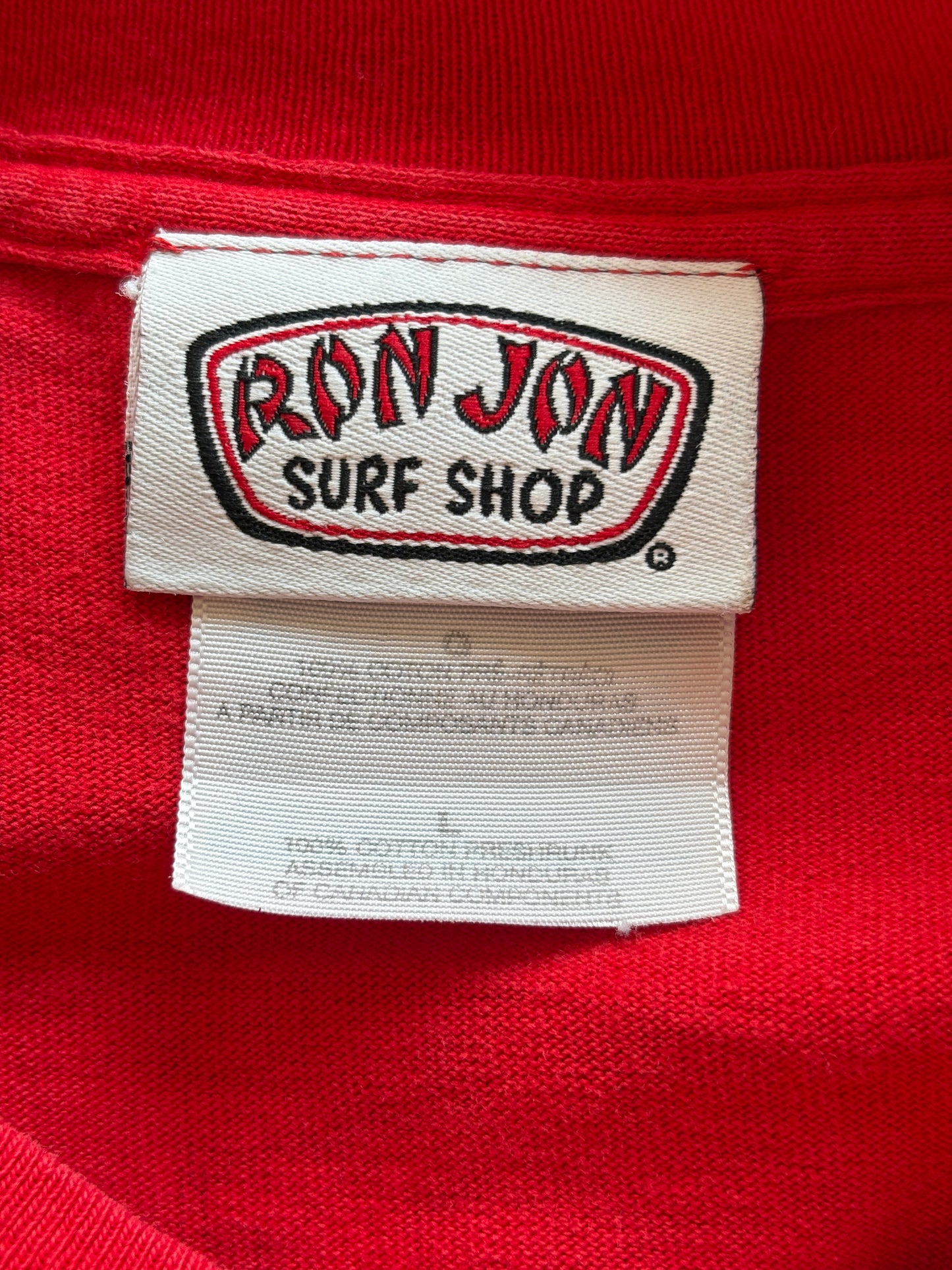 Vintage Ron Jon Surf Shop tee – bold comic-style surfer graphic with pure 90s beach energy. Large