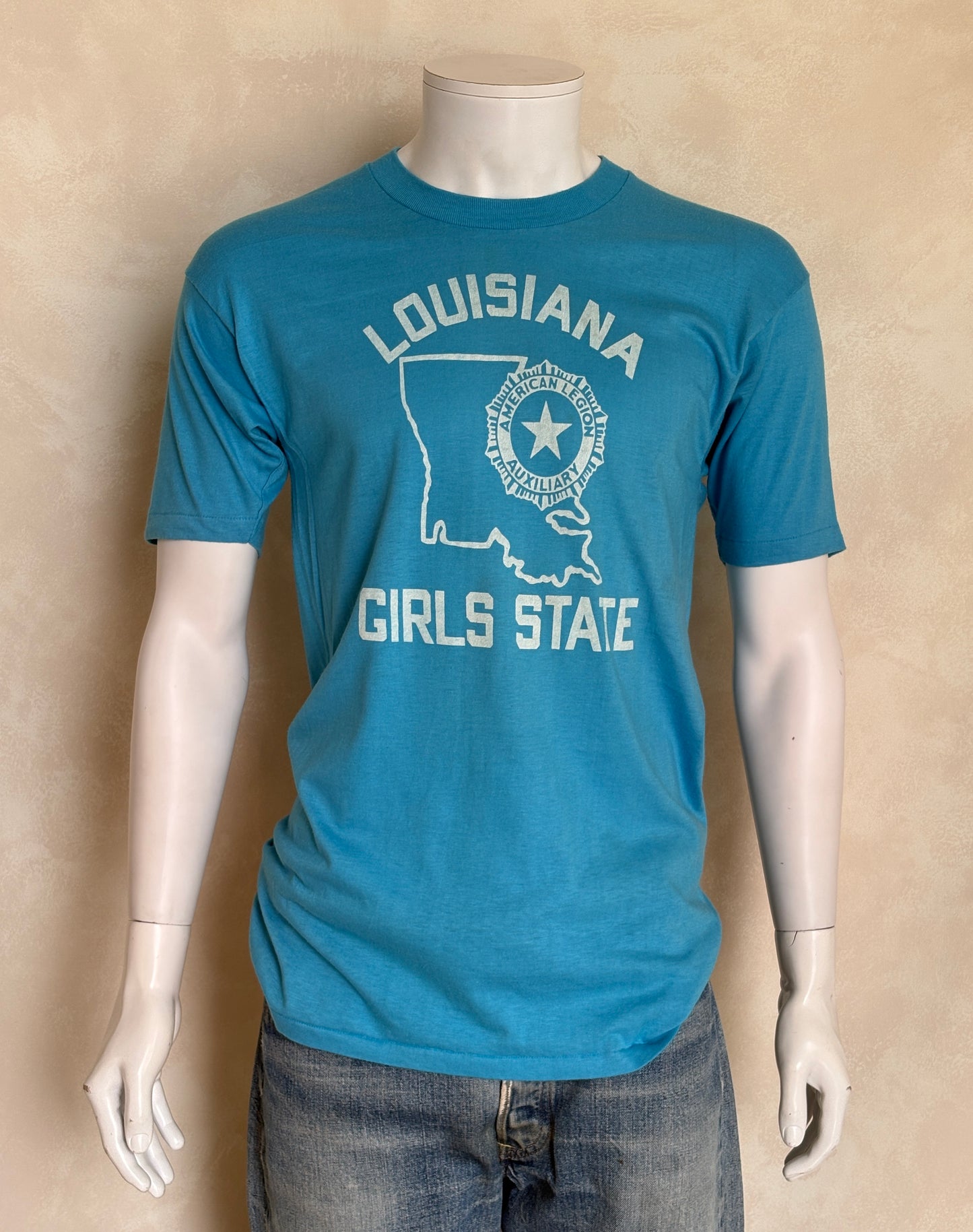 Vintage Louisiana Girls State tee – classic civic style with bold 80s Americana vibes. Xl