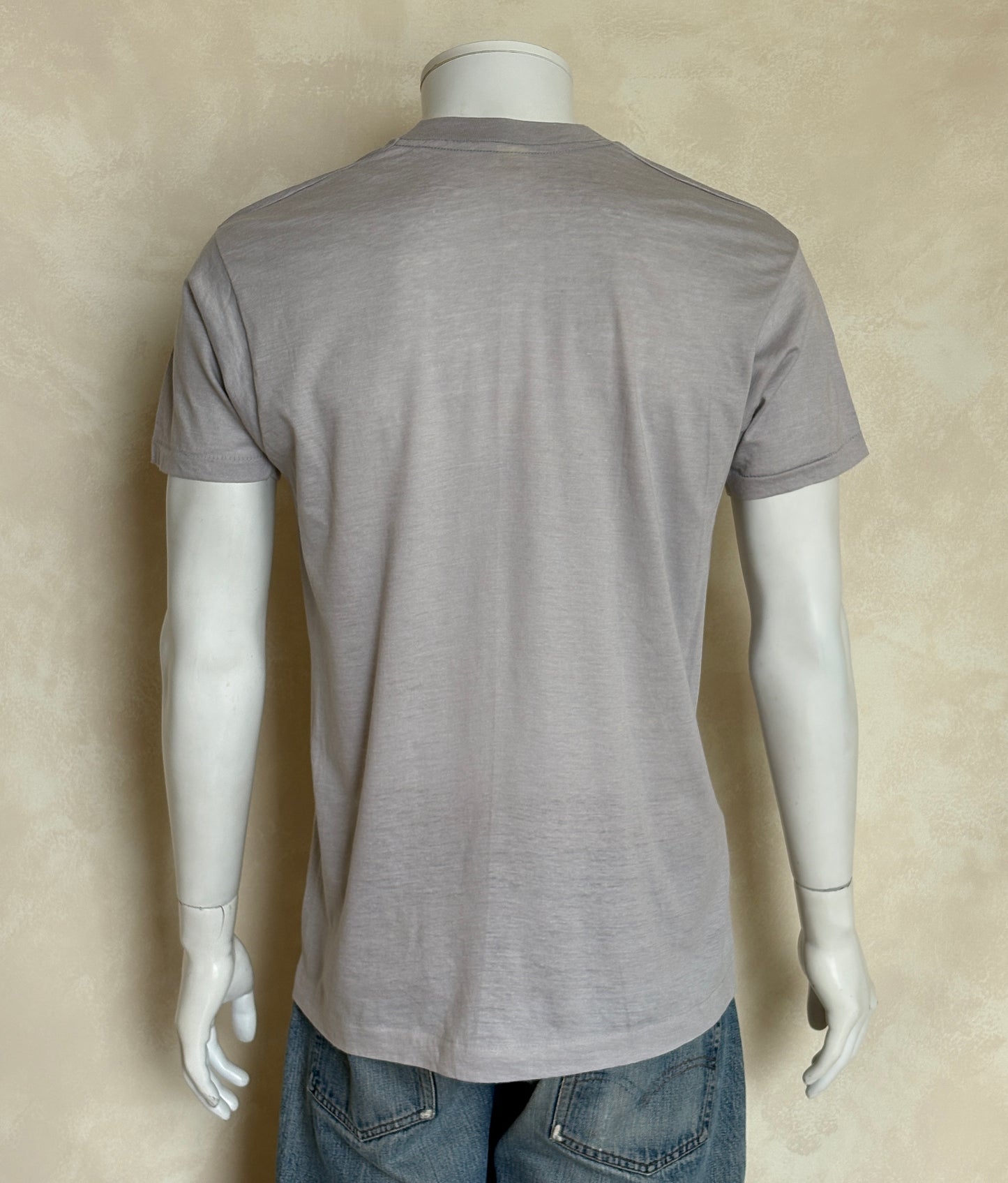 Vintage Z93 Adult Rock radio t-shirt – classic 80s music promo tee, USA made.