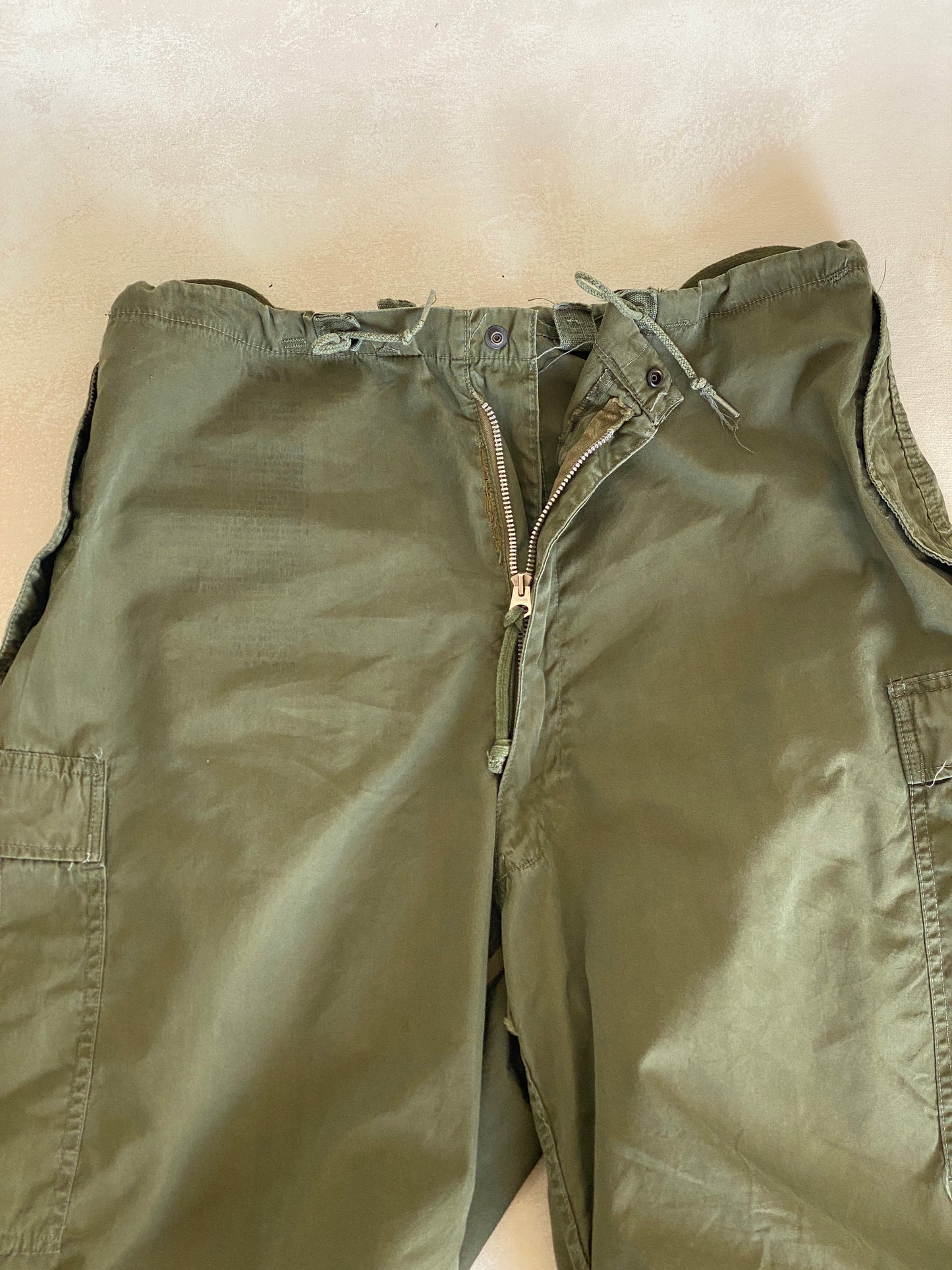 Med Short. Authentic Model 1951 authentic US military arctic shell pants