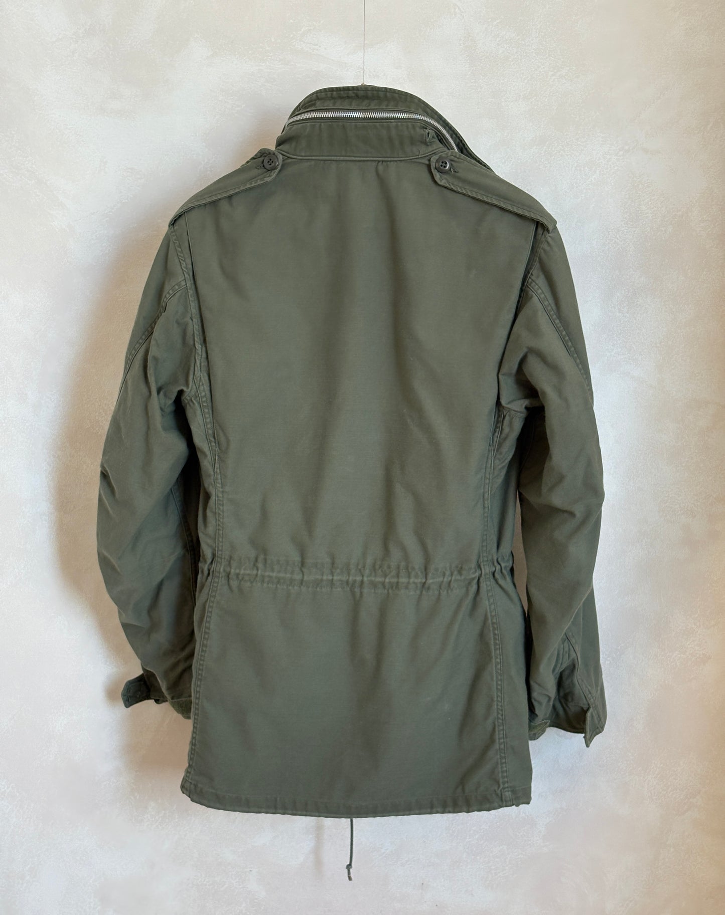 Small Long. Authentic Alpha Industries 1969 US Army M-65 Field Jacket – OG-107 – Vintage Military Issue