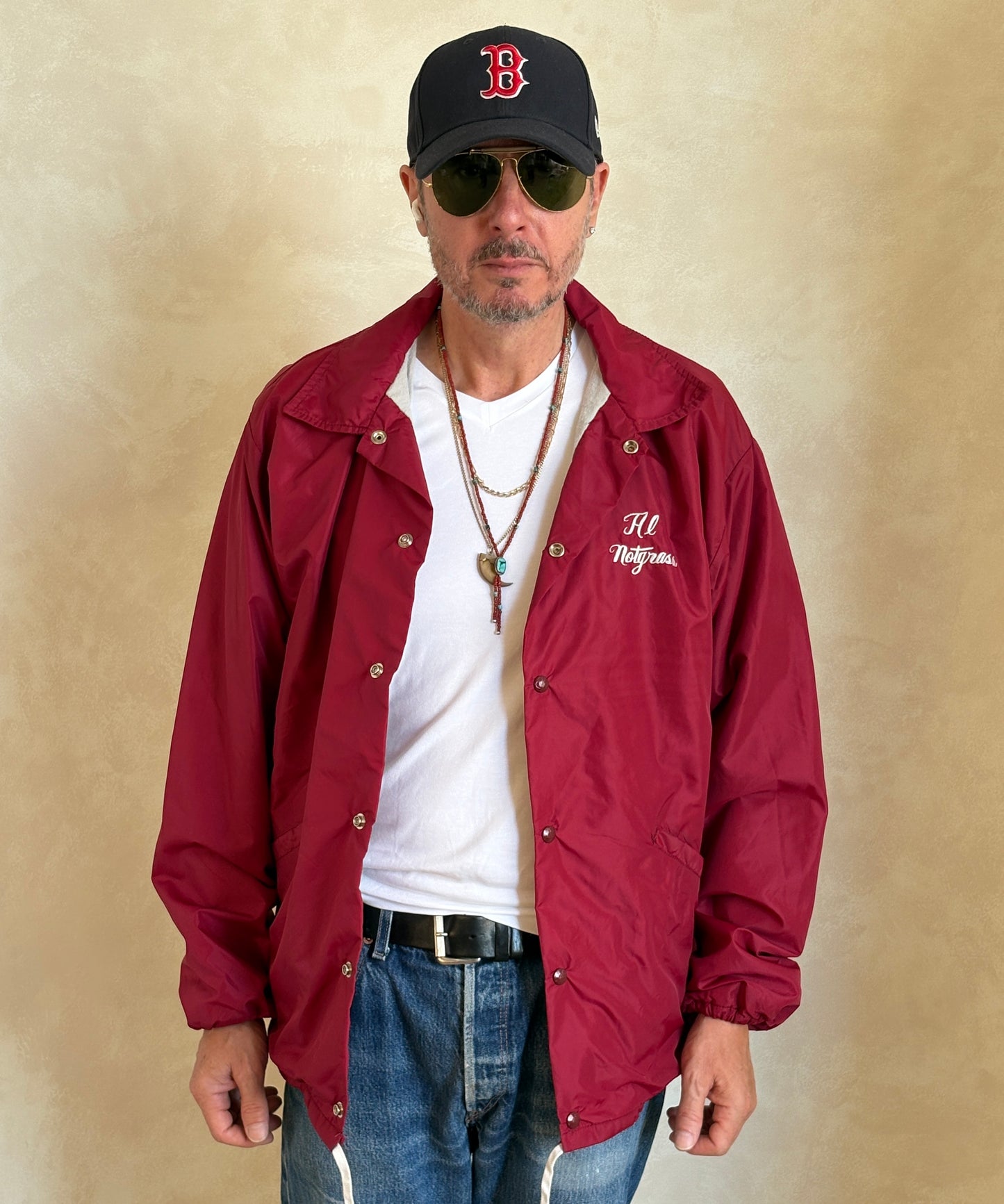 Size XL. Vintage 70s windbreaker made in USA