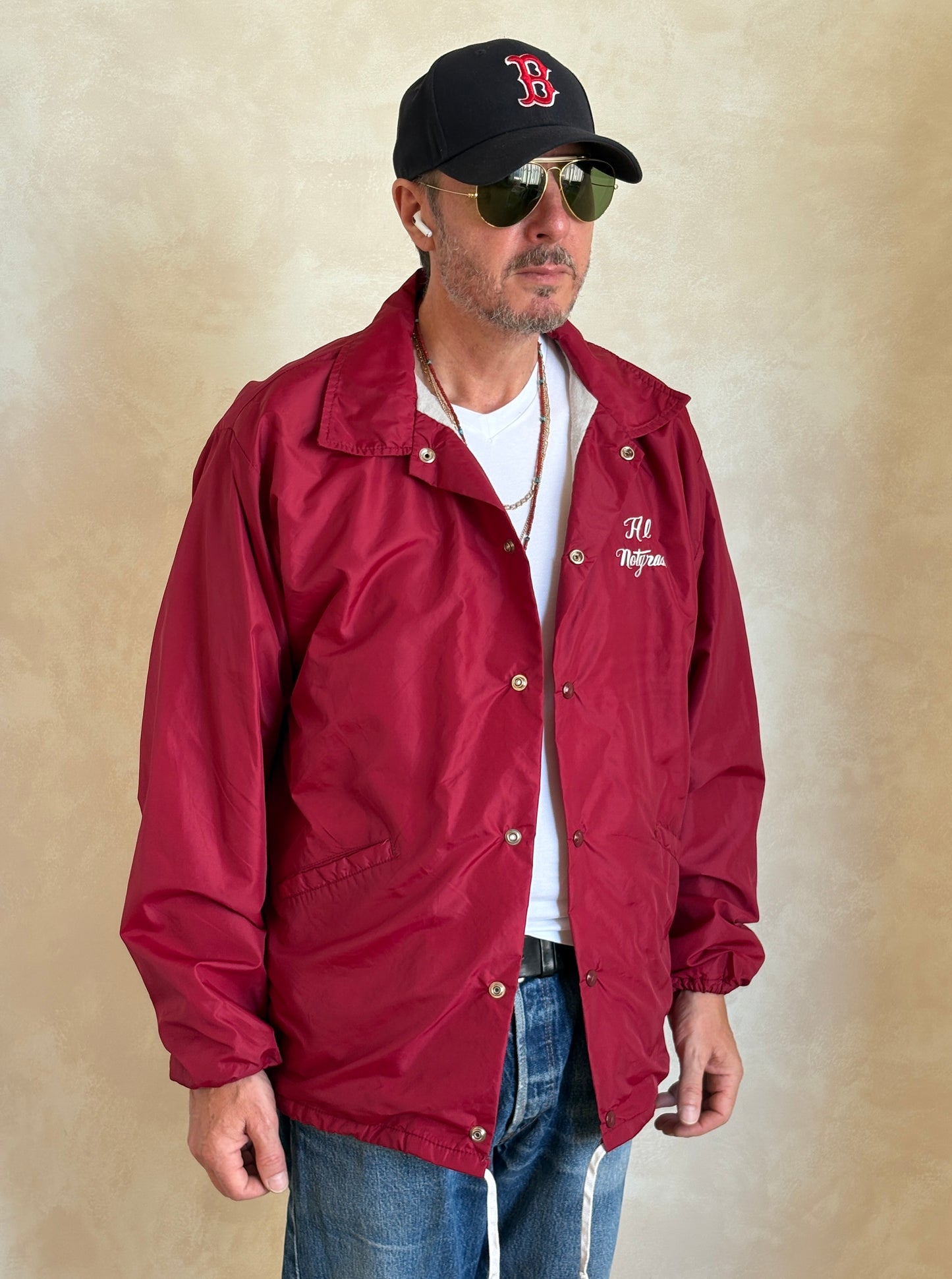 Size XL. Vintage 70s windbreaker made in USA