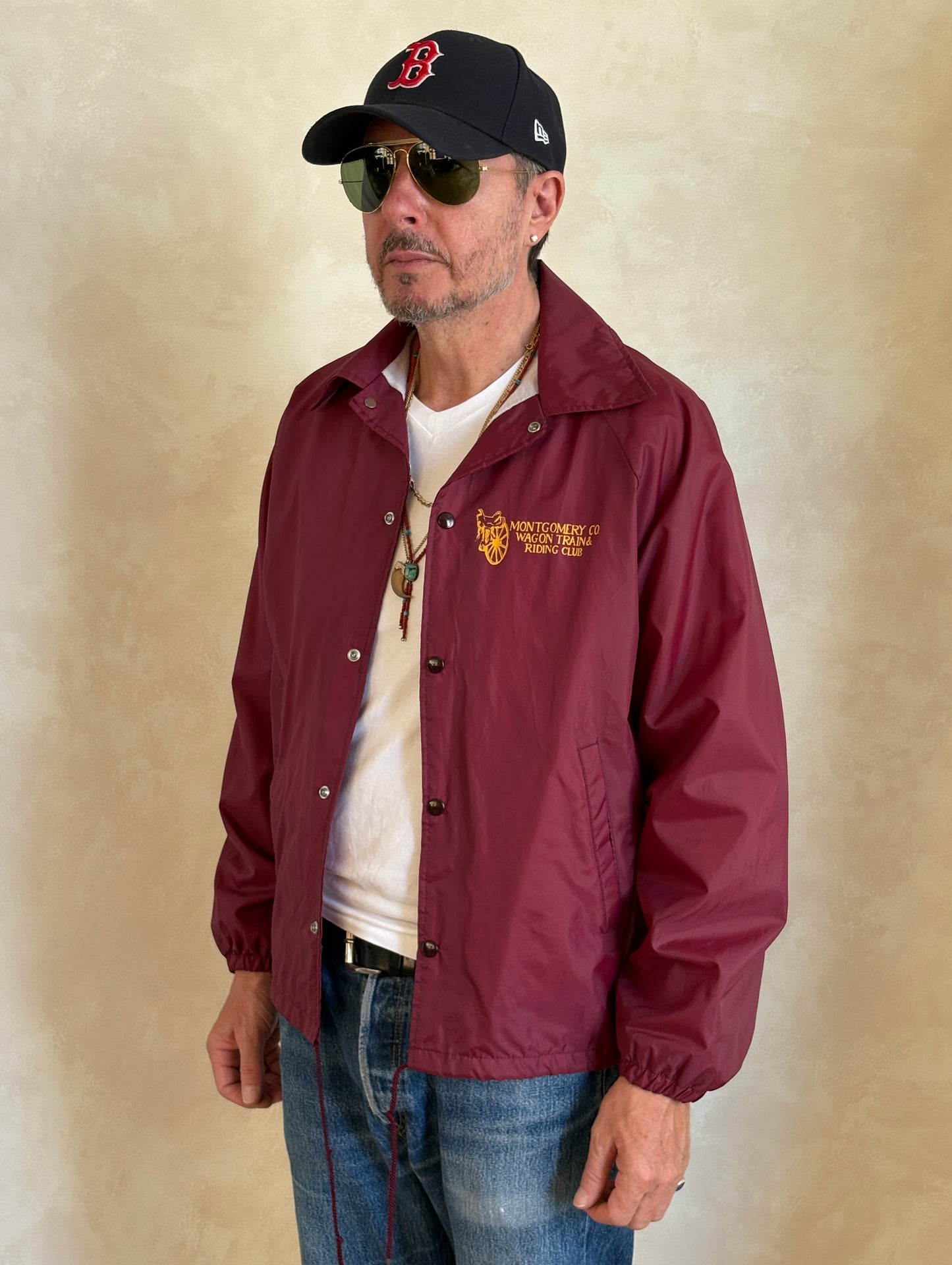 Size Med. Vintage 80s windbreaker made in USA