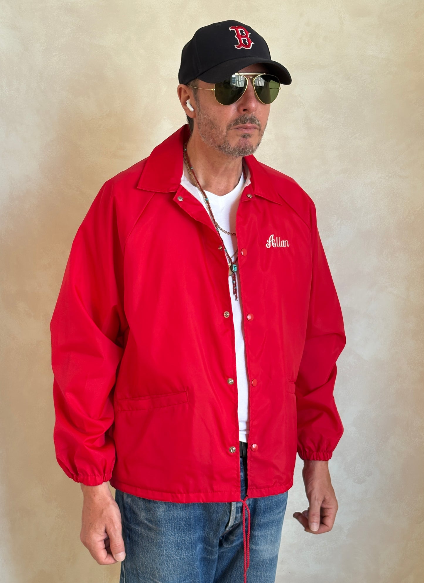 Size Large. Vintage 80s windbreaker made in USA