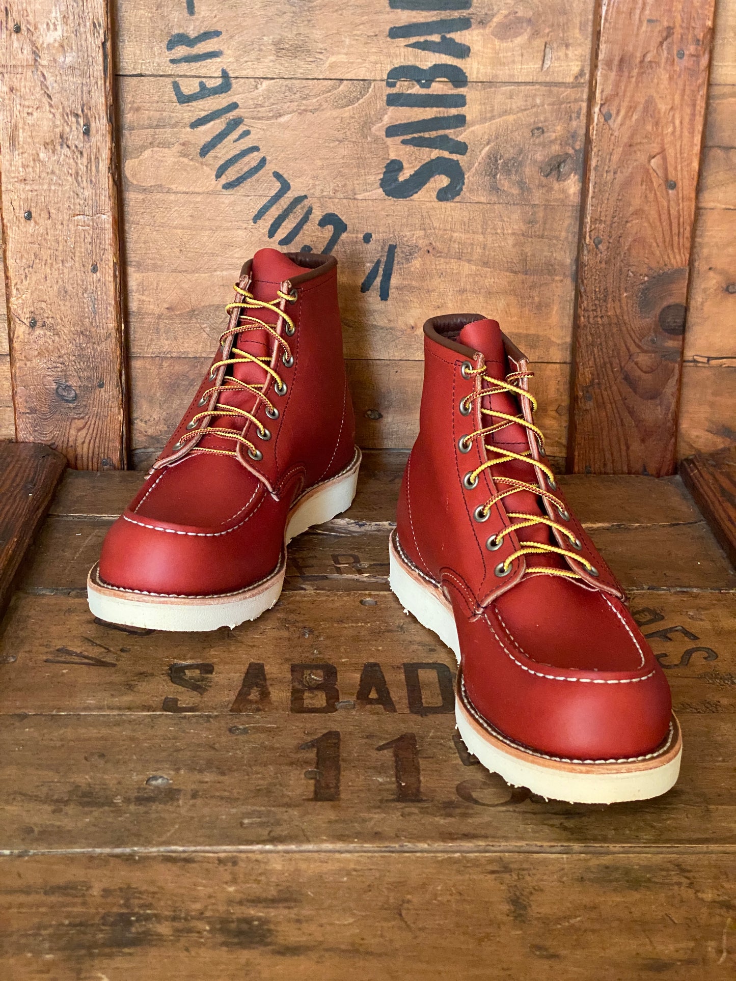 Red Wing 8131 Moc Toe Brown Boots - Size 9.5E (42.5 EU) | Made in USA (Second) | USA Vintage BCN