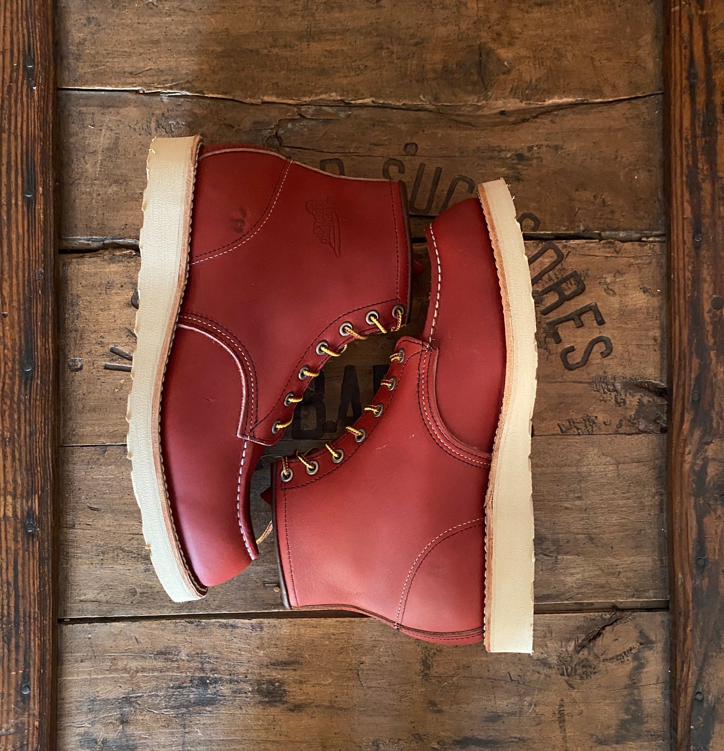 Red Wing 8131 Moc Toe Brown Boots - Size 9.5E (42.5 EU) | Made in USA (Second) | USA Vintage BCN
