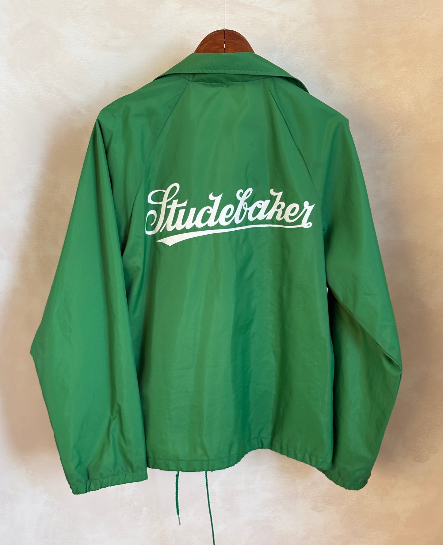 Size Med. Vintage 80s windbreaker Made in USA