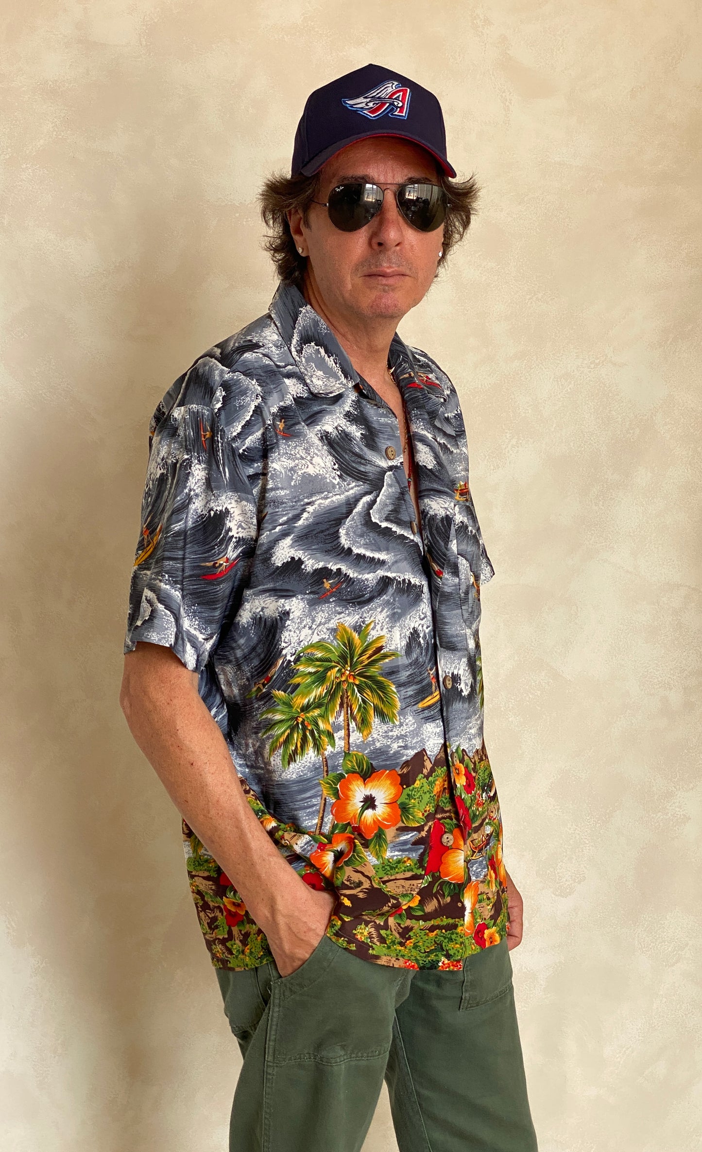 Size M. Vintage 90s Hawaiian cotton shirt