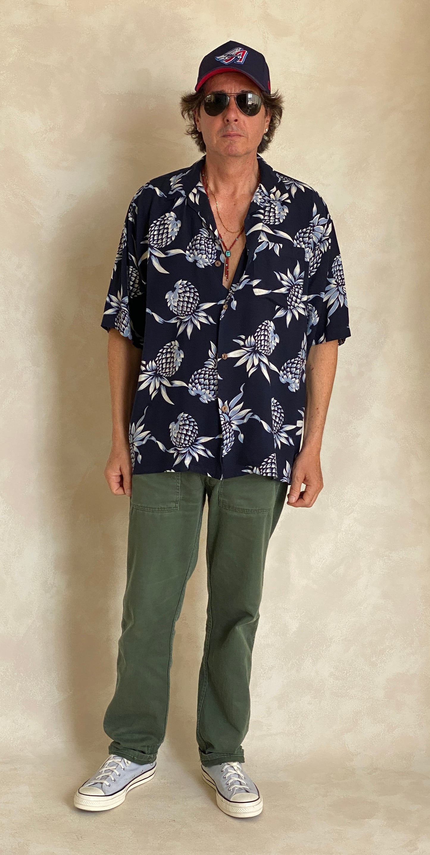 Size Large. Vintage 90s Hawaiian shirt