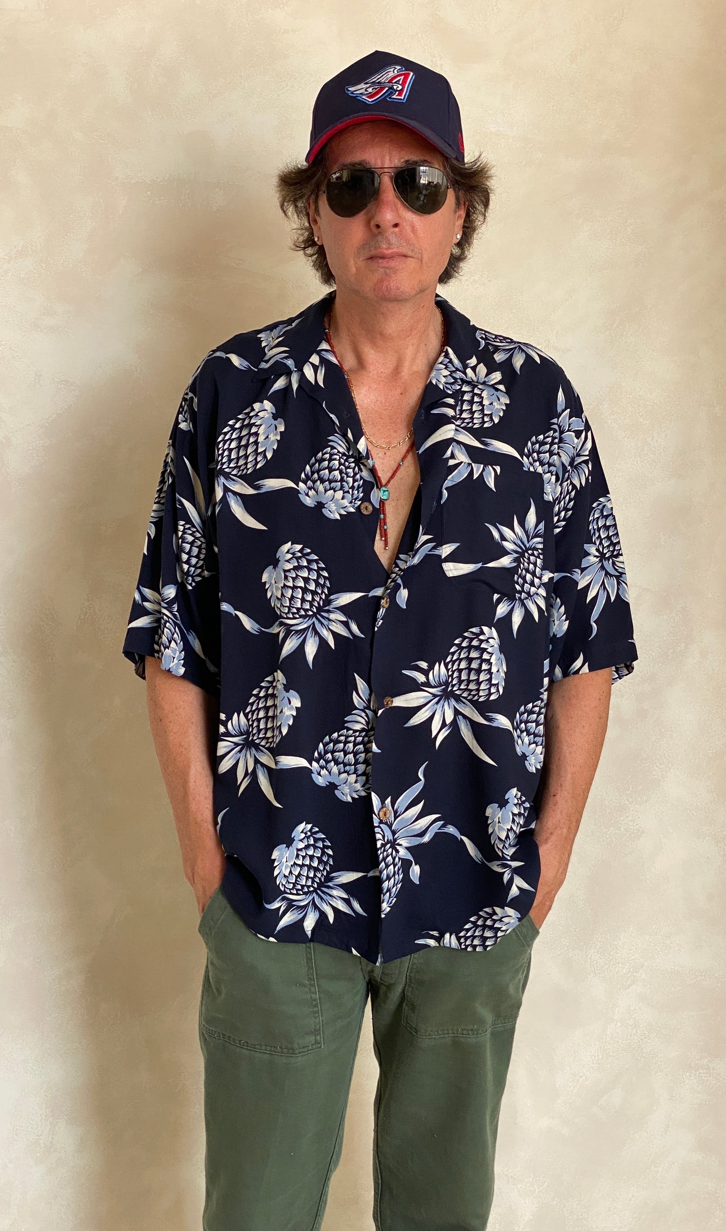 Size Large. Vintage 90s Hawaiian shirt