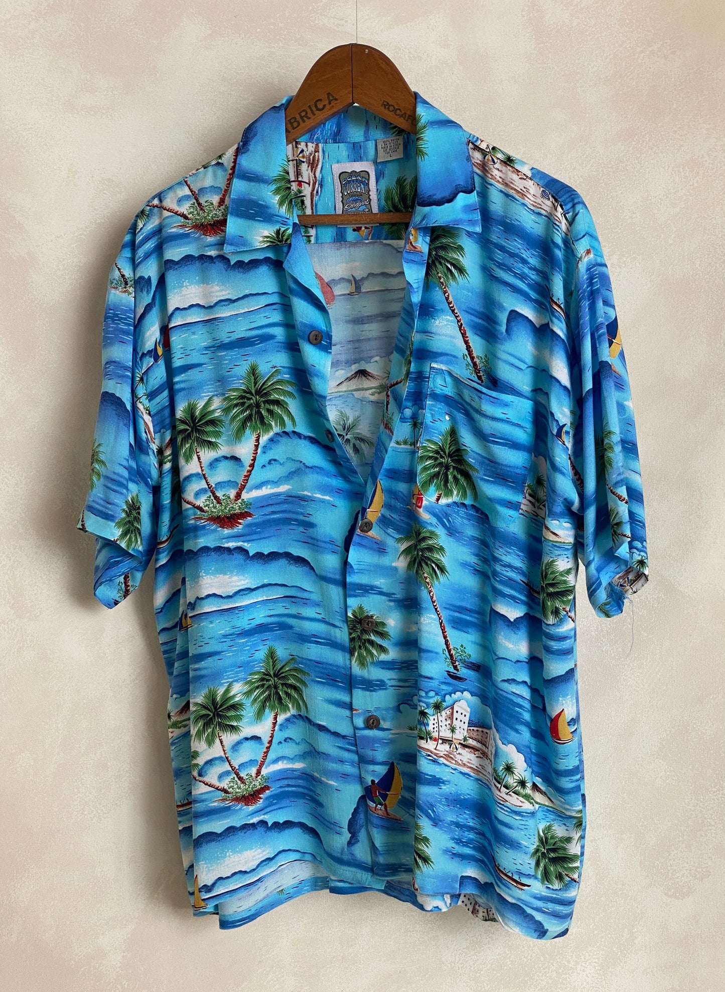 Size XL. Vintage 80s Hawaiian shirt