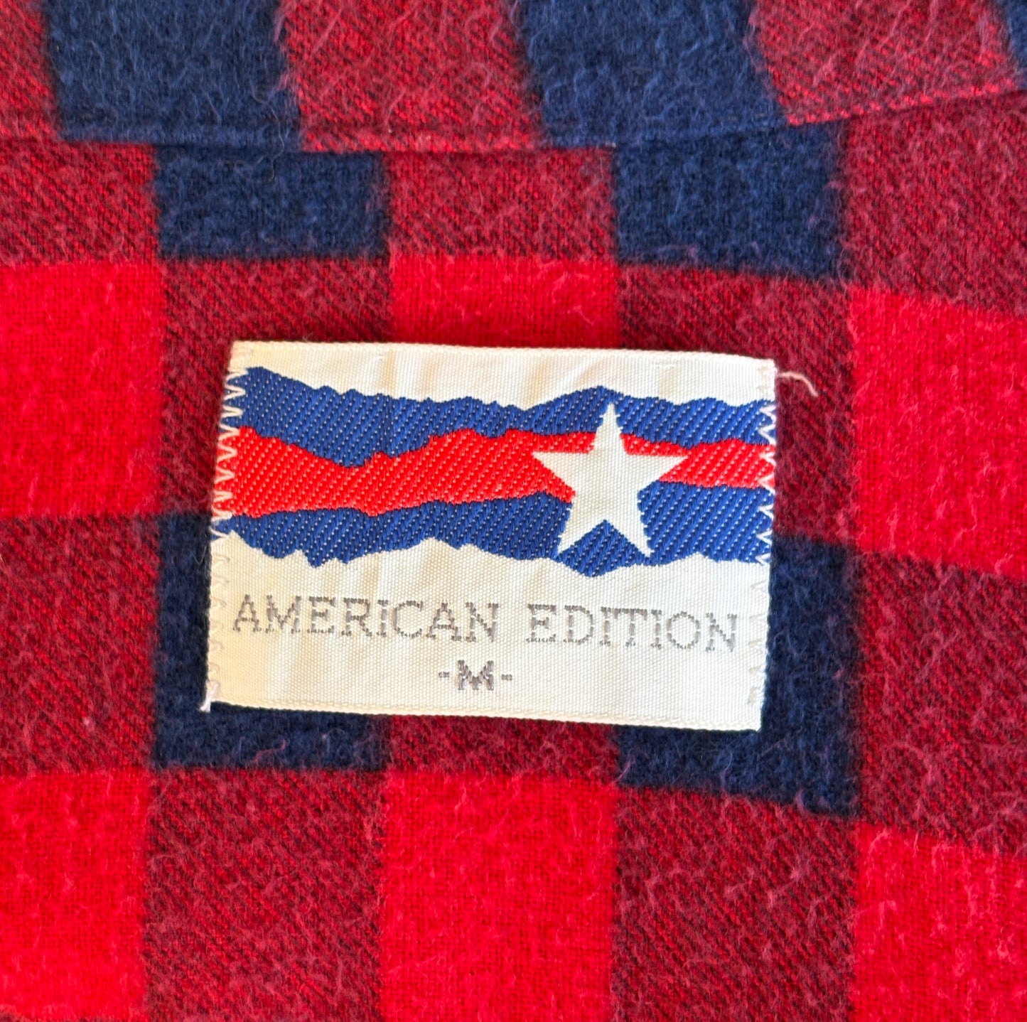 Size Med. Vintage 80s flannel plaid Shirt-Made in USA-