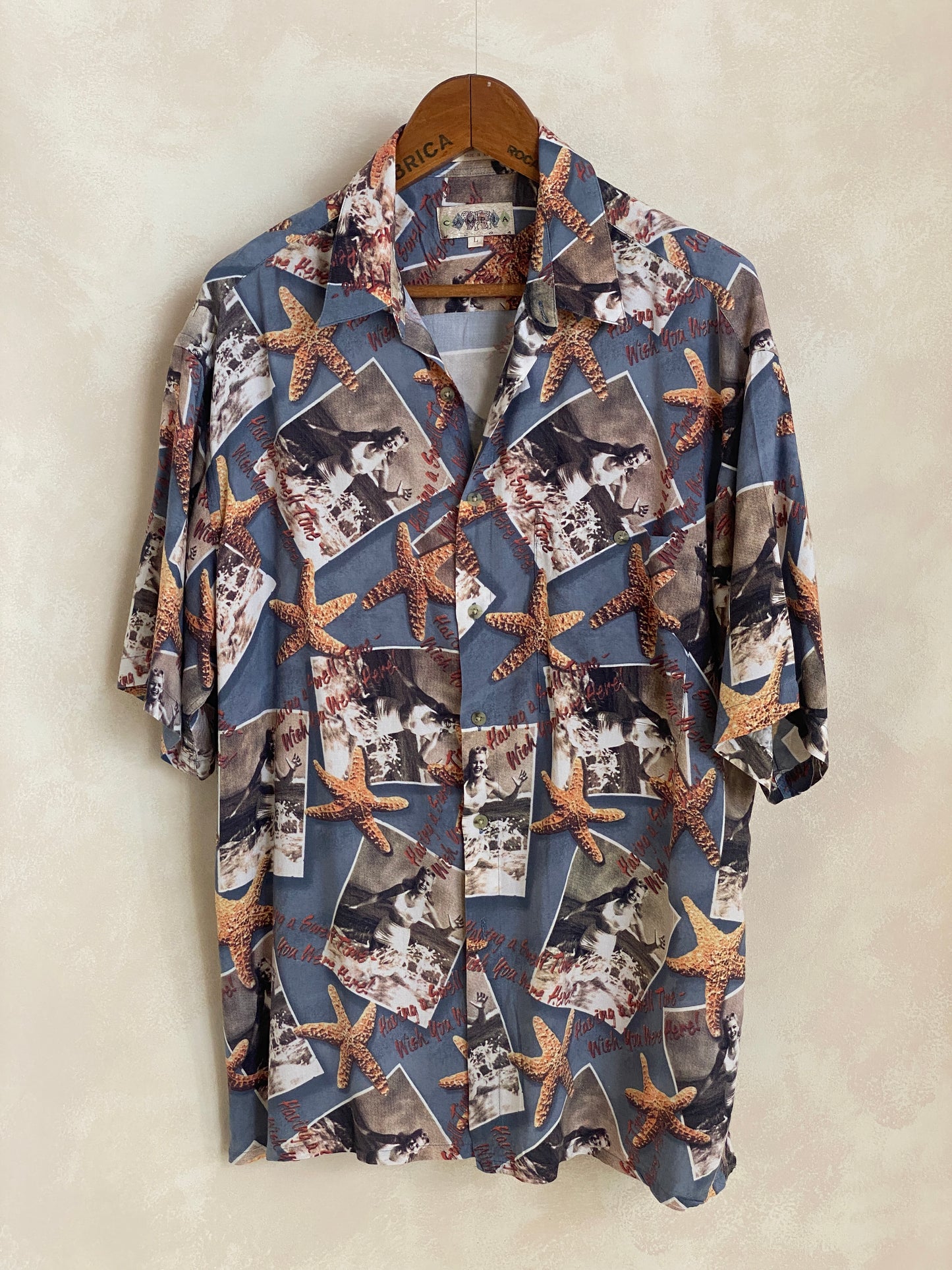 Size Large. Vintage 90s Hawaiian shirt