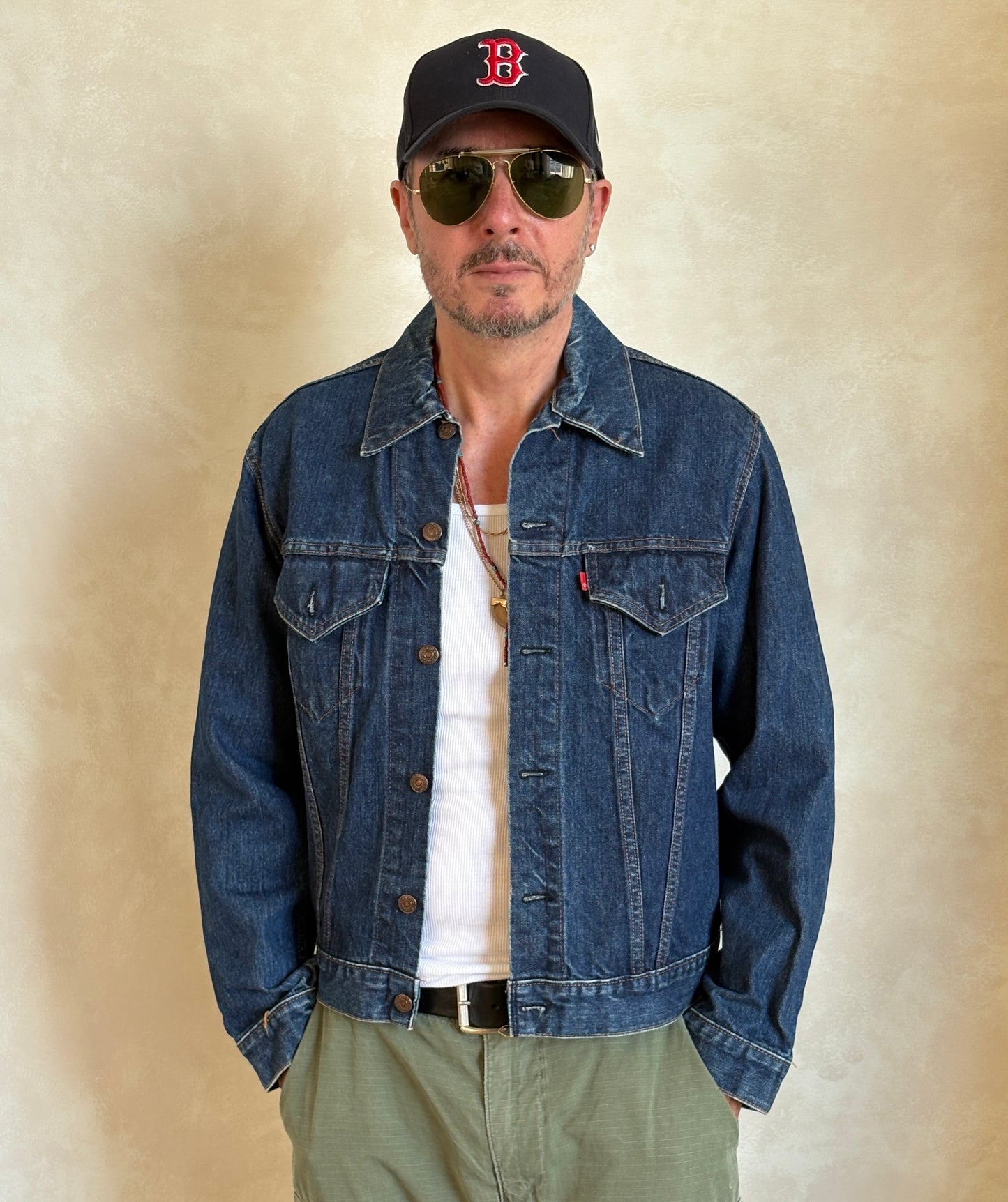 Size 42US / 52EU . Vintage 70s Levis jacket Made in USA.